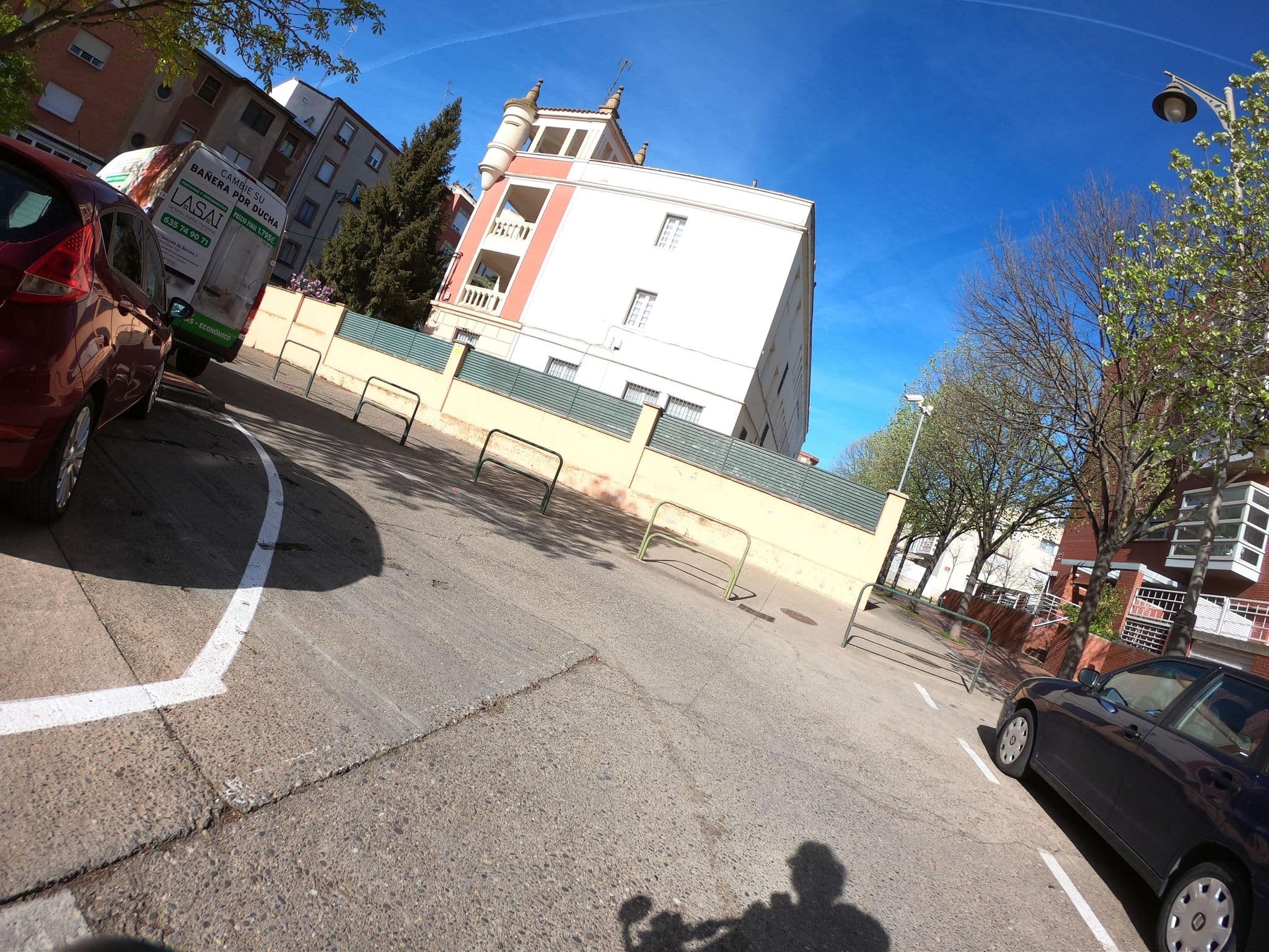 Street view near Residencia Bailen, Logroño — © rubencarbonero (CC BY-SA · Mapillary)