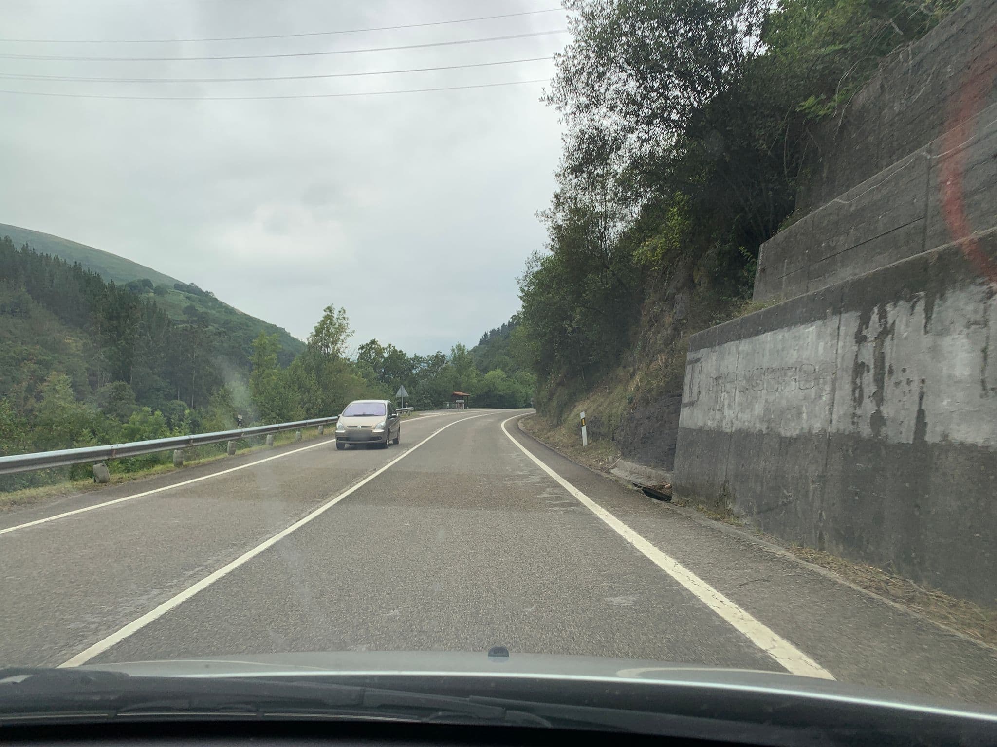 Street view near Apartamentos Rurales la Ventona de Luena, Selaya — © robot8a (CC BY-SA · Mapillary)