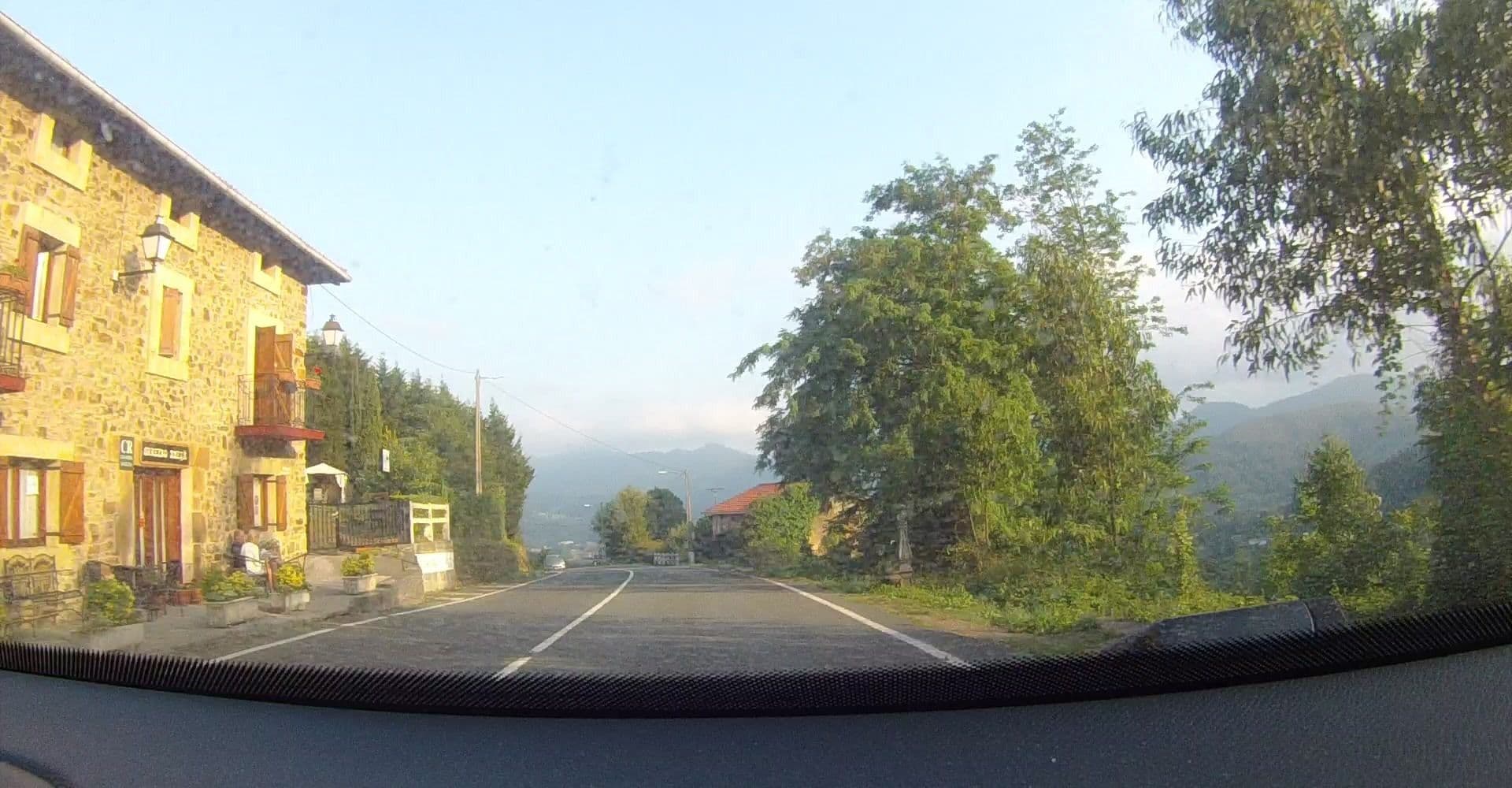 Street view near Urrezko Ametsa, Sopuerta — © VincentVE (CC BY-SA · Mapillary)