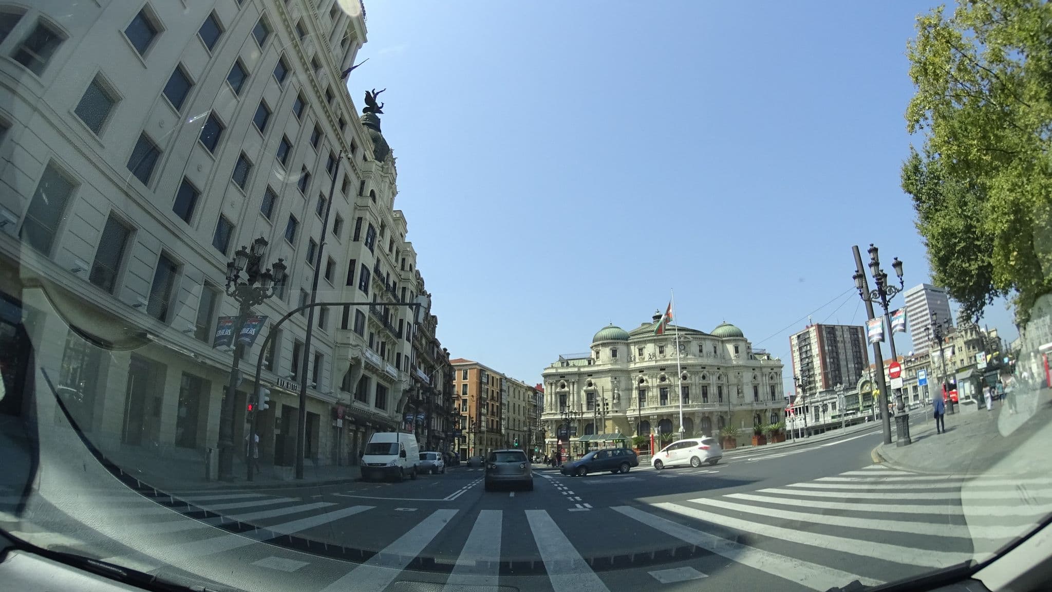 Street view near Penthouse Arriaga, Bilbao — © robertogeb (CC BY-SA · Mapillary)