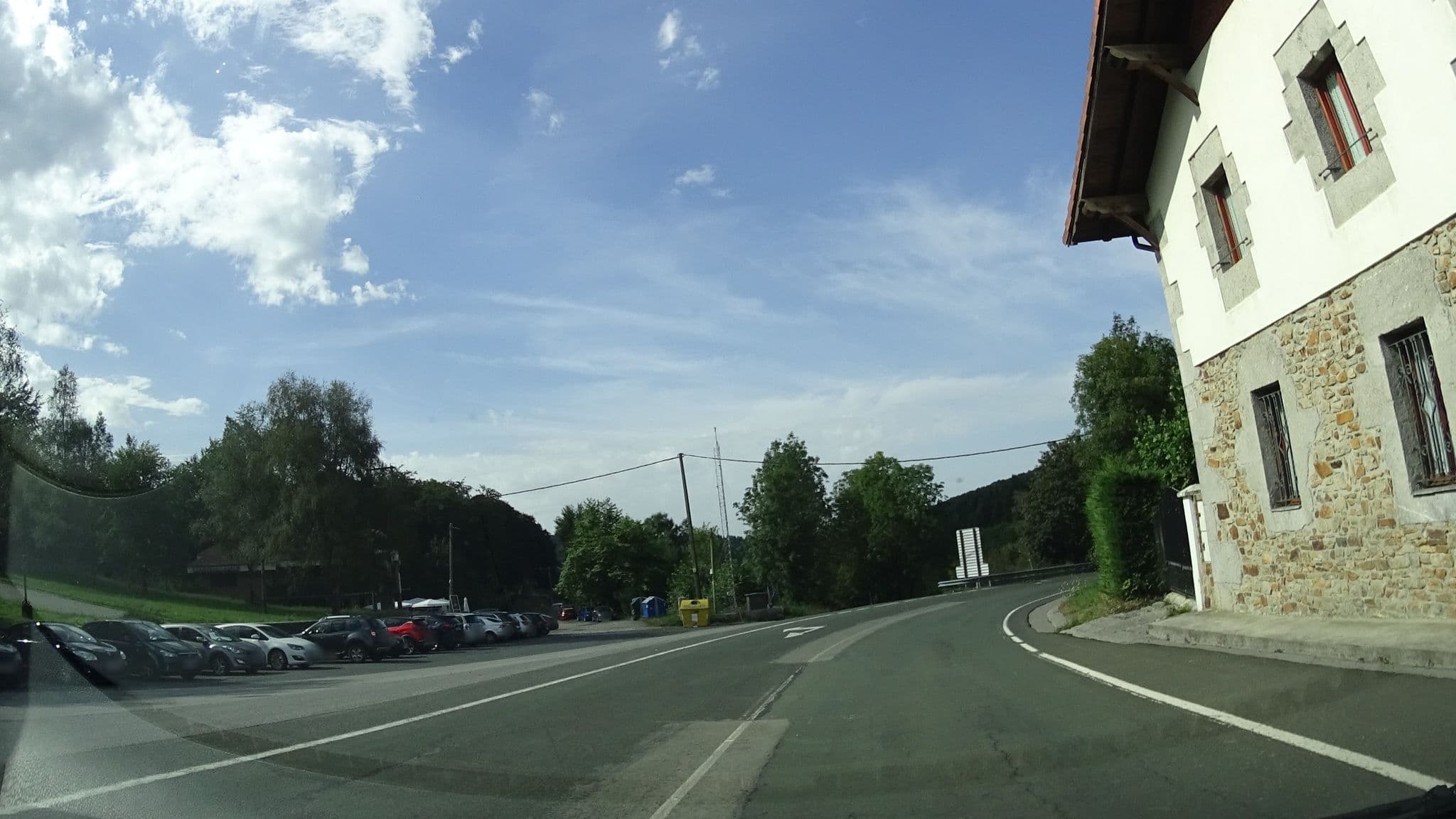 Street view near Hotel Santuario Urkiola, Durango — © robertogeb (CC BY-SA · Mapillary)