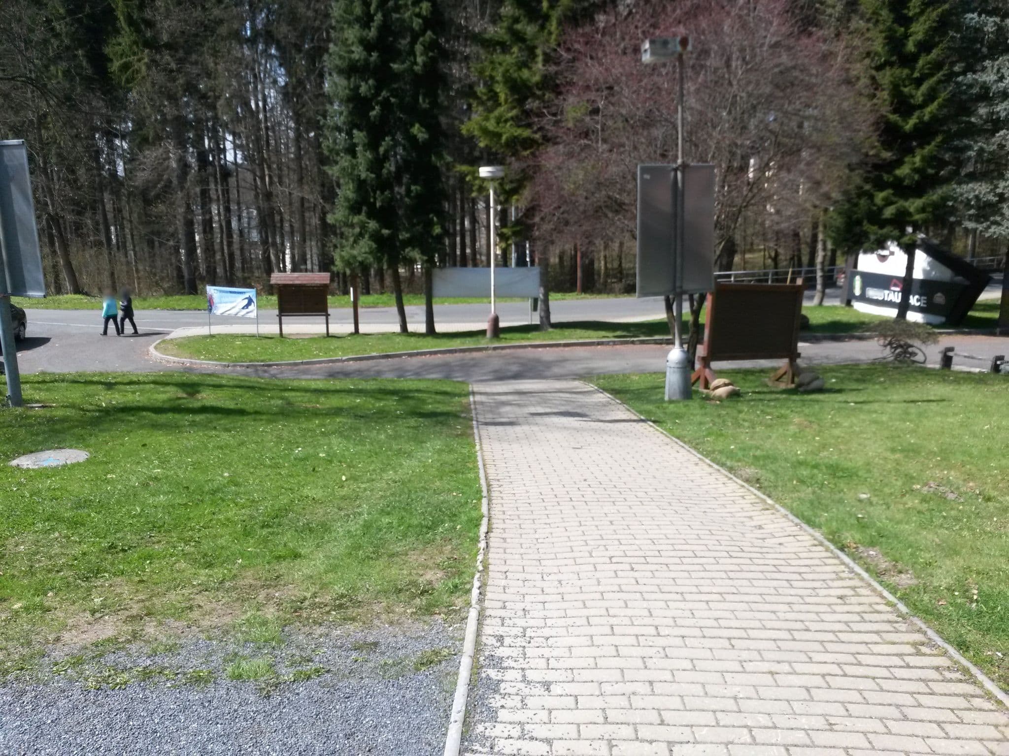 Street view near Koliba, Mariánské Lázně — © rausk (CC BY-SA · Mapillary)