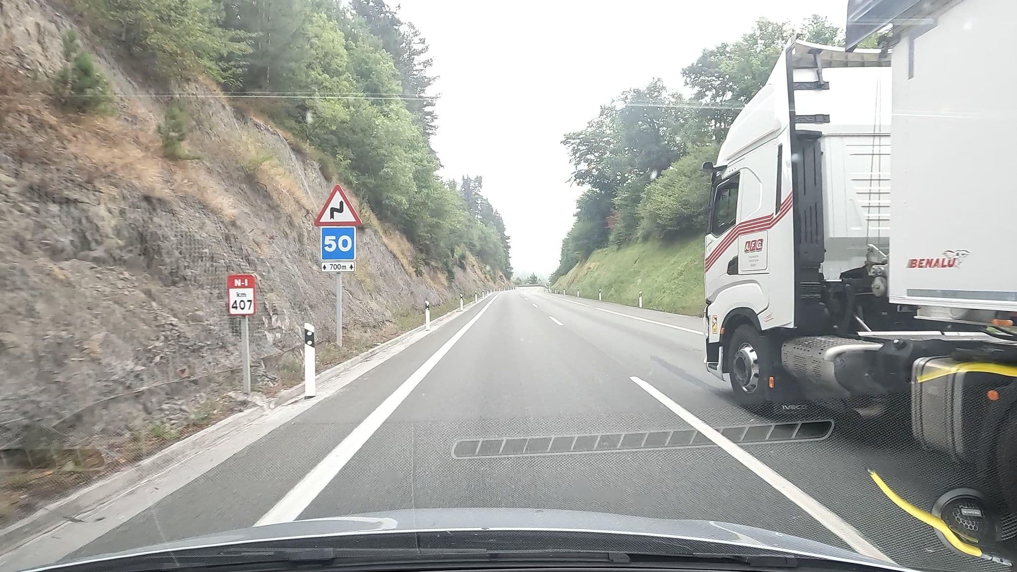 Street view near Hotel Alai, Segura — © vinisa (CC BY-SA · Mapillary)