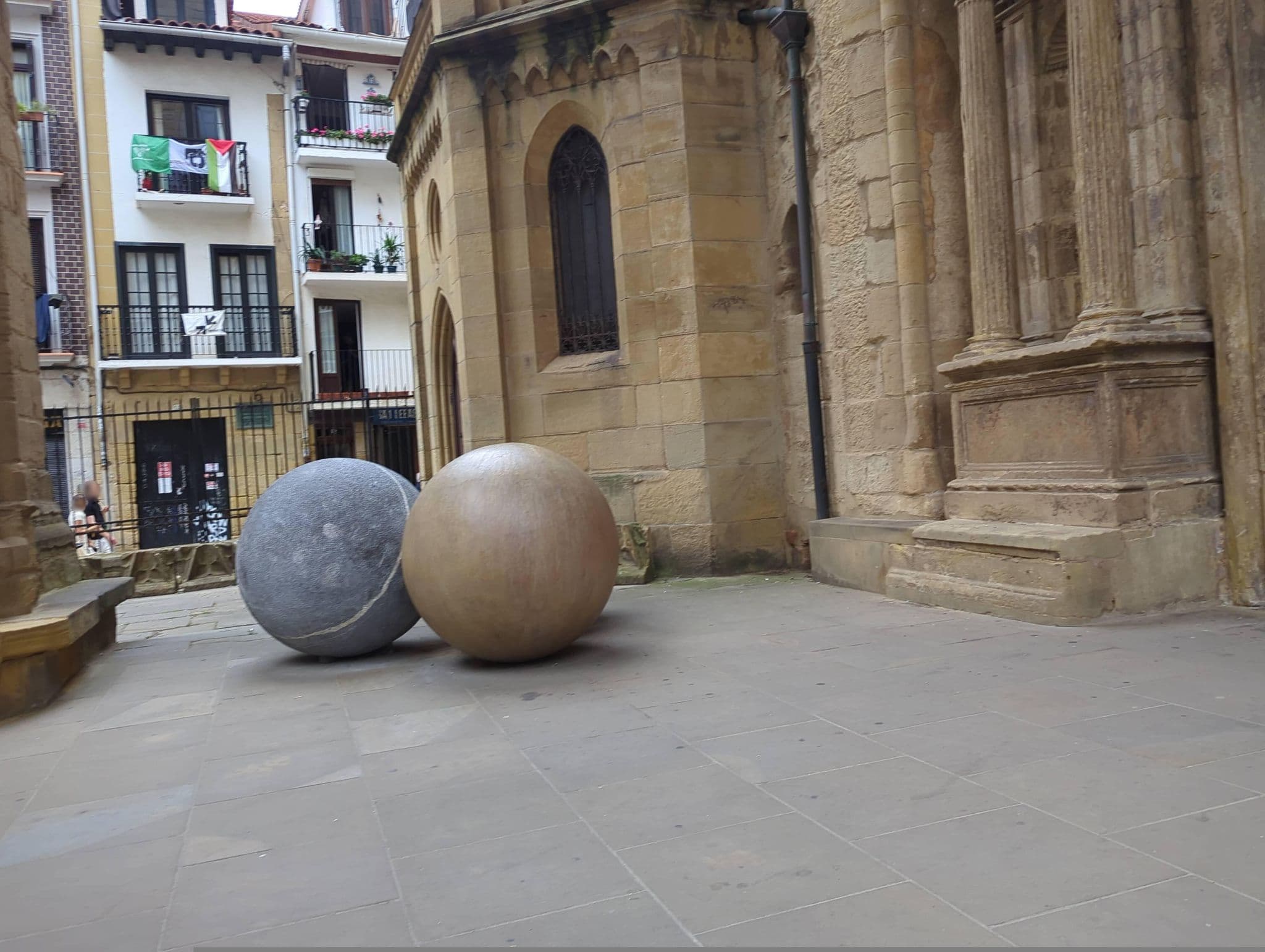 Street view near Hospedaje Ibai, Donostia / San Sebastián — © miguel_andrade (CC BY-SA · Mapillary)