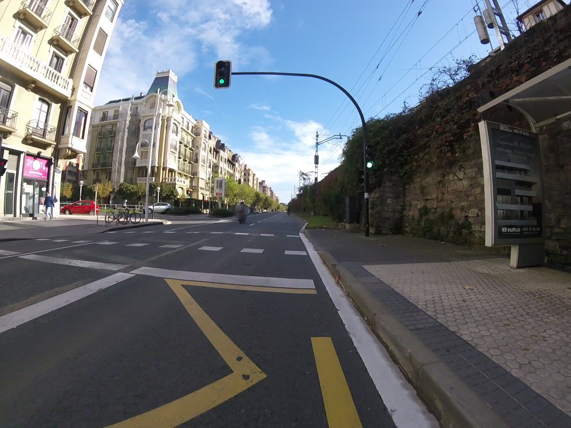 Street view near San Sebastian playa Zurriola, Donostia / San Sebastián — © mikelo (CC BY-SA · Mapillary)