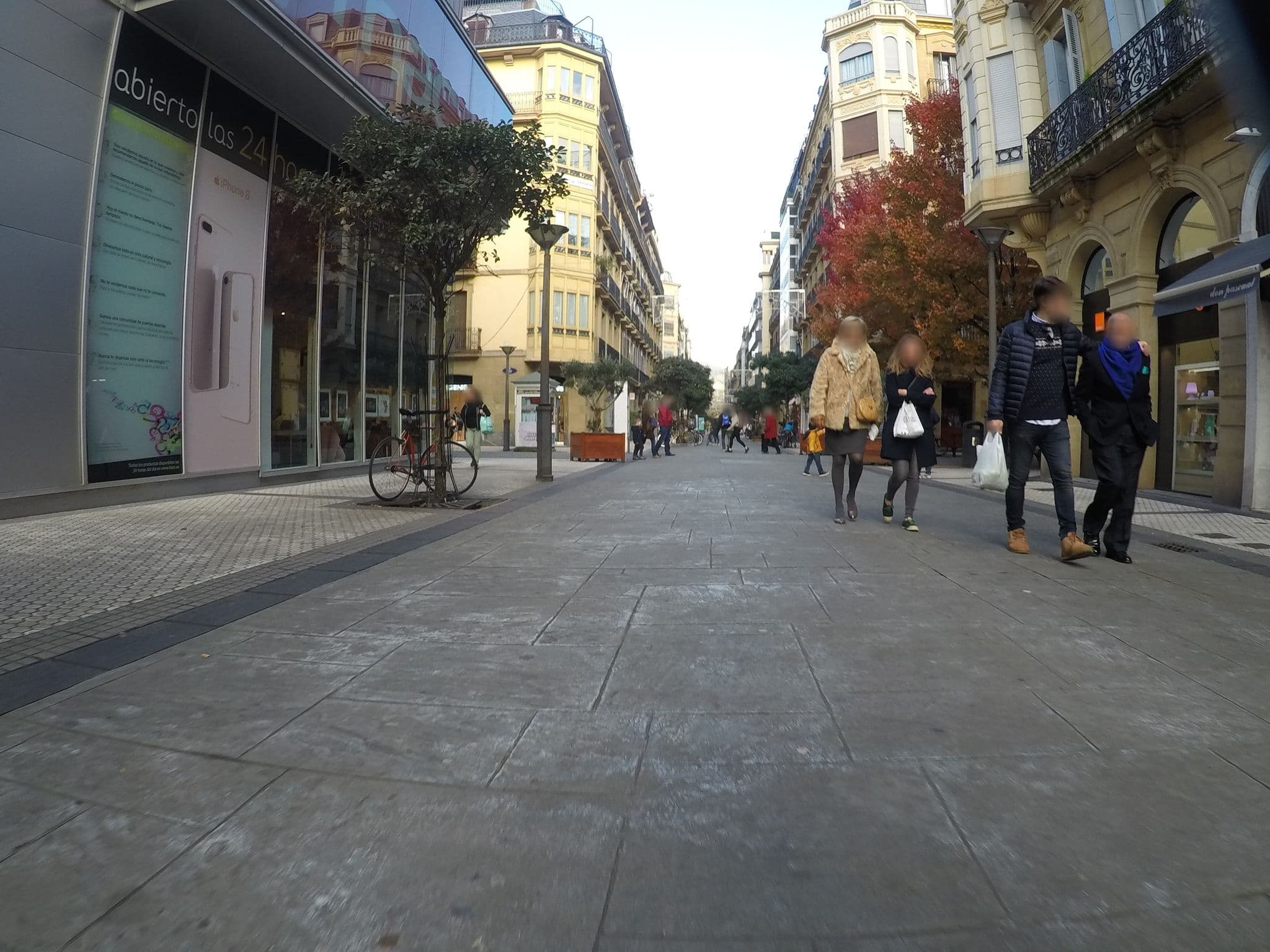 Street view near Pension La Perla, Donostia / San Sebastián — © chrisbeddow (CC BY-SA · Mapillary)
