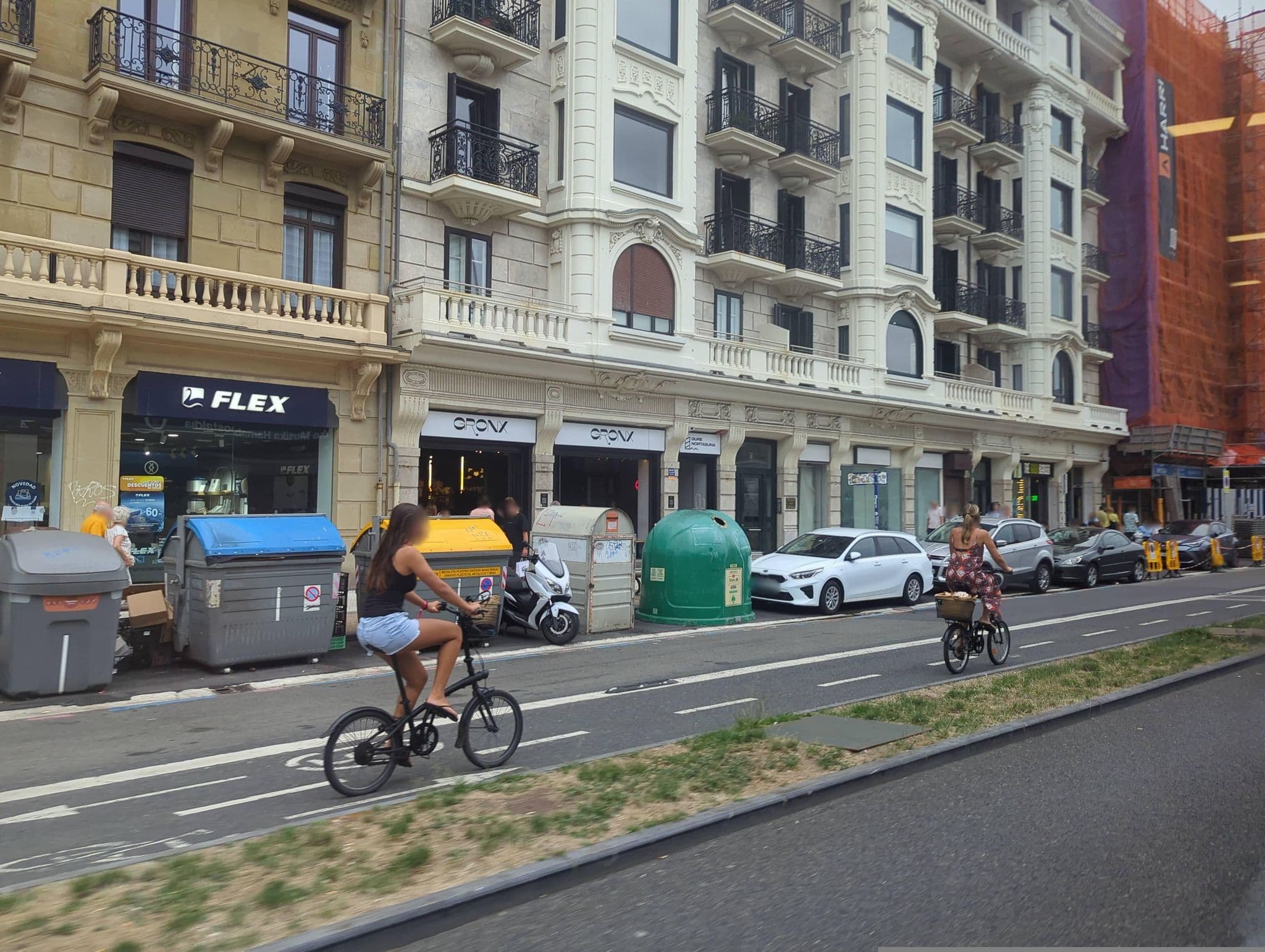 Street view near Pensión Kursaal, Donostia / San Sebastián — © miguel_andrade (CC BY-SA · Mapillary)