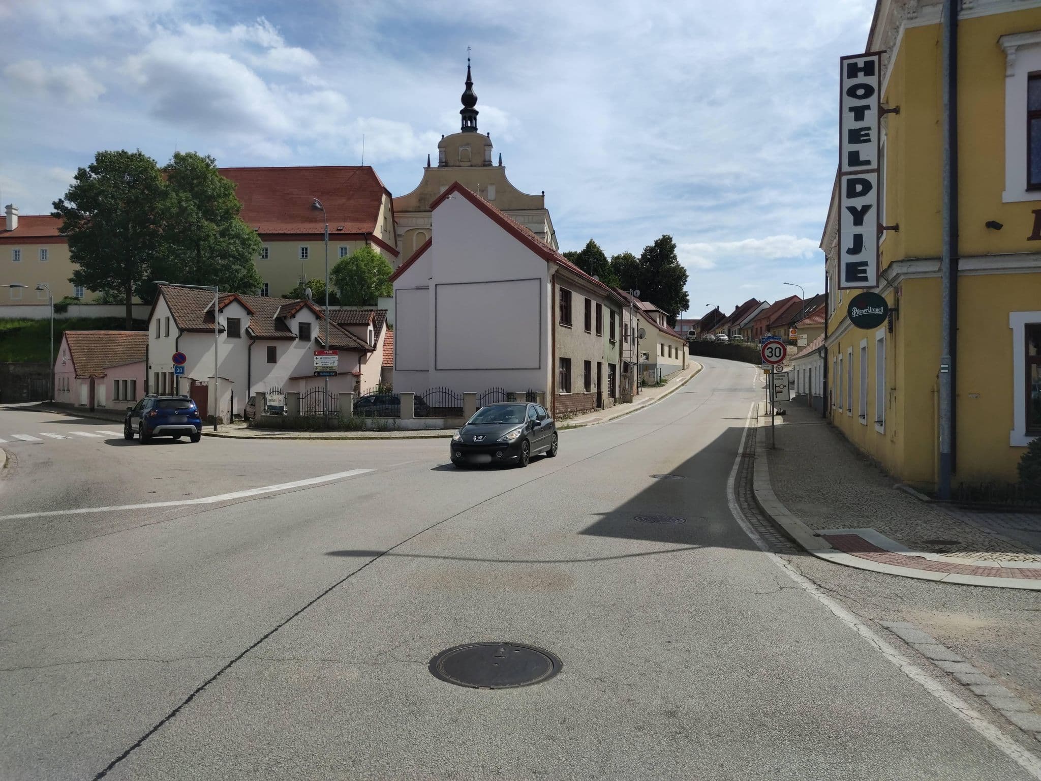 Street view near Hotel Dyje, Dačice — © martinpoljak (CC BY-SA · Mapillary)