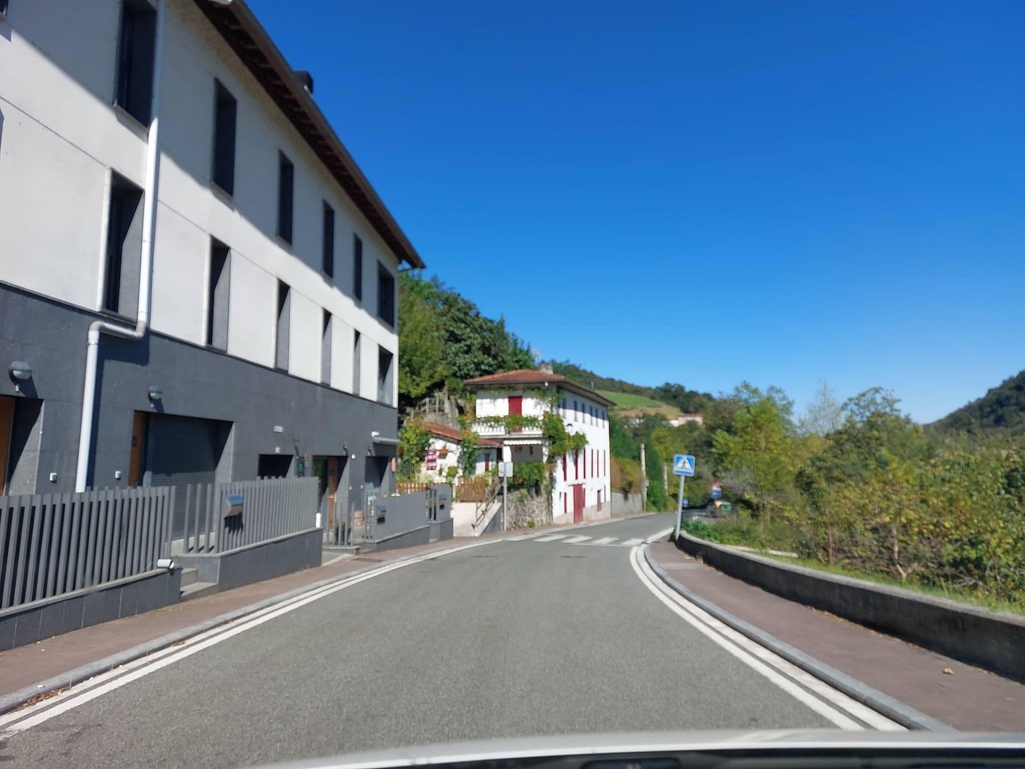Street view near Apartamentos de Montaña Mendiola - Casa Ferran, Elizondo — © 5rmft (CC BY-SA · Mapillary)