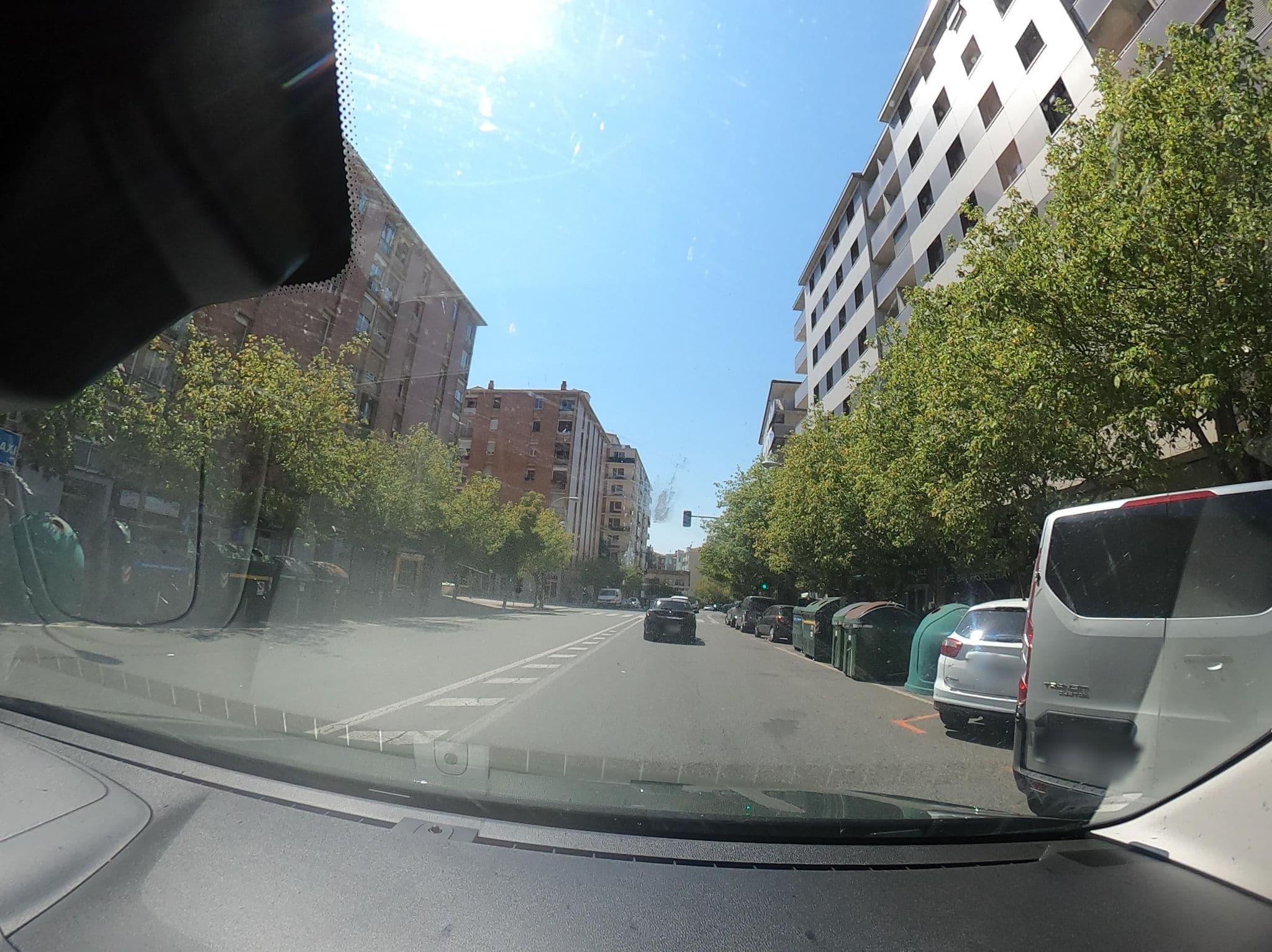 Street view near Hotel Leyre, Ermitagaña — © vst (CC BY-SA · Mapillary)