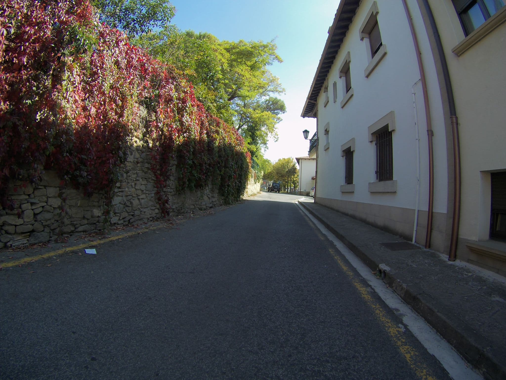 Street view near Albergue Sanjuanista Orden de Malta, Zizur Mayor — © camperxr (CC BY-SA · Mapillary)