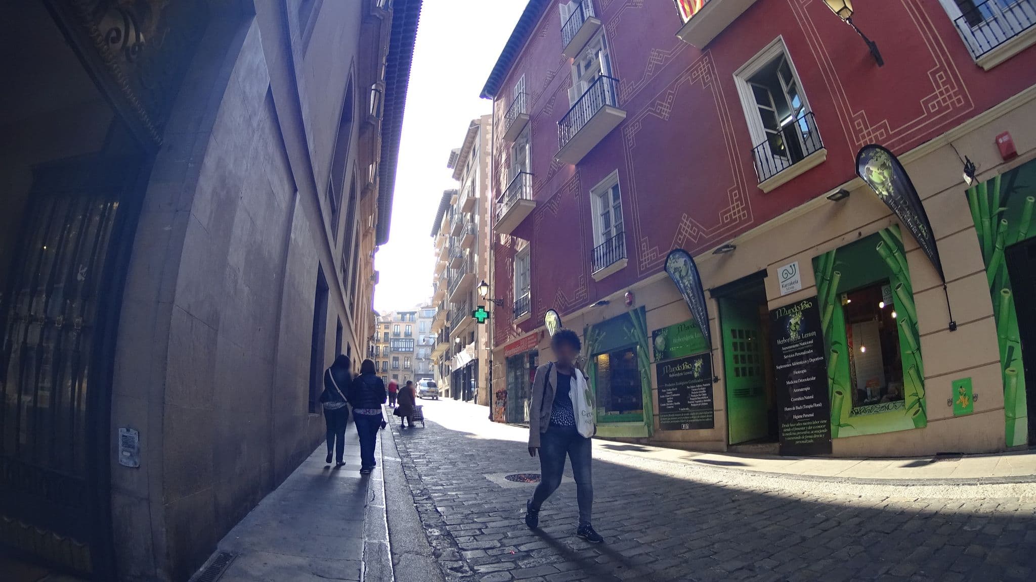 Street view near Restaurante - Hostal Aralar, Pamplona — © robertogeb (CC BY-SA · Mapillary)