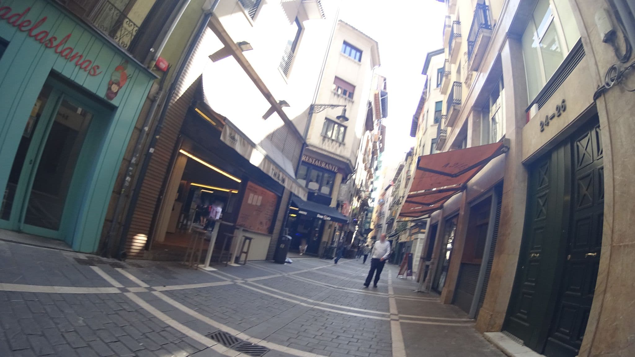 Street view near Hostal Aragonés, Pamplona — © robertogeb (CC BY-SA · Mapillary)