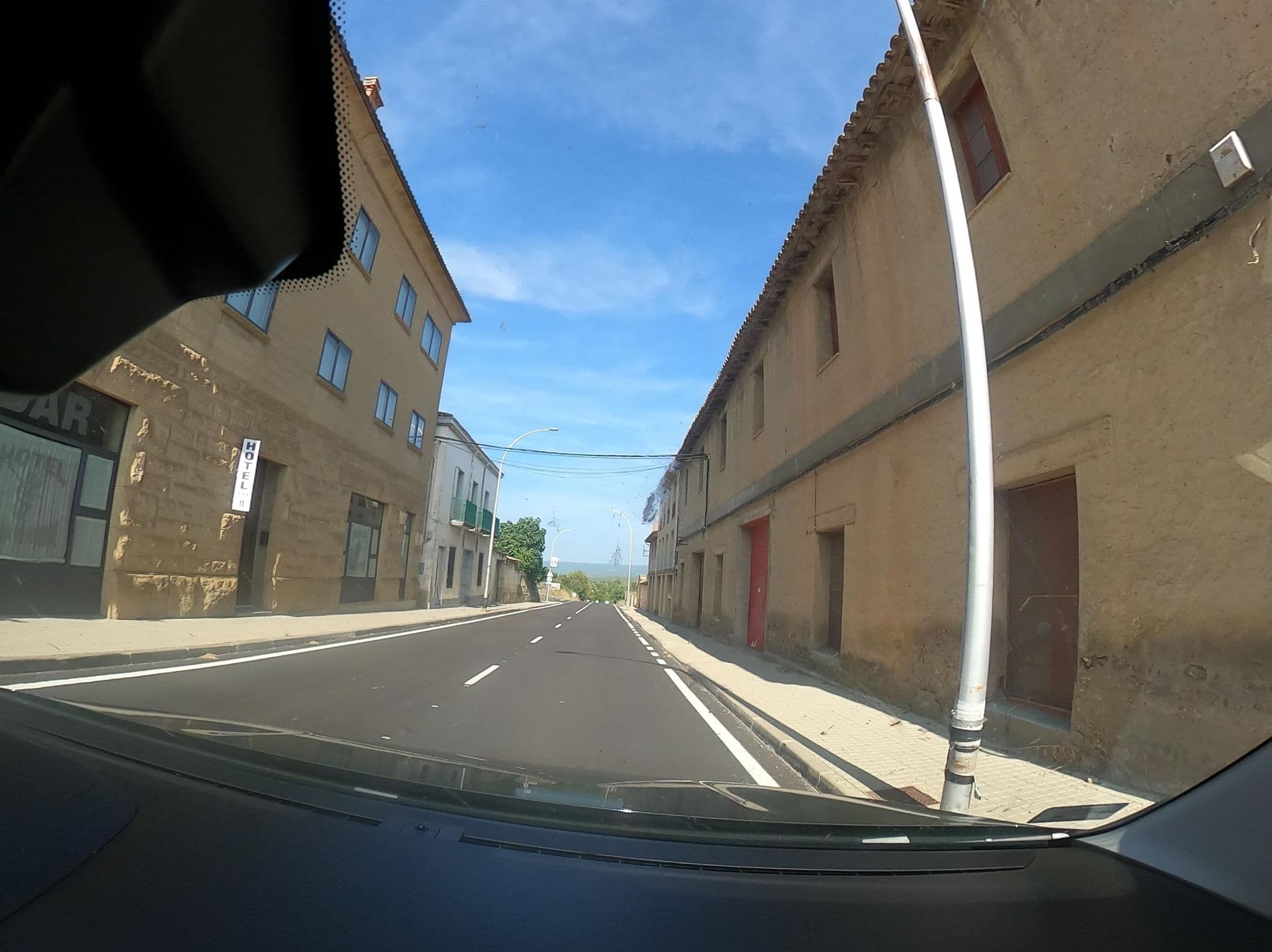 Street view near Hotel Villa De Ayerbe, Ayerbe — © vst (CC BY-SA · Mapillary)