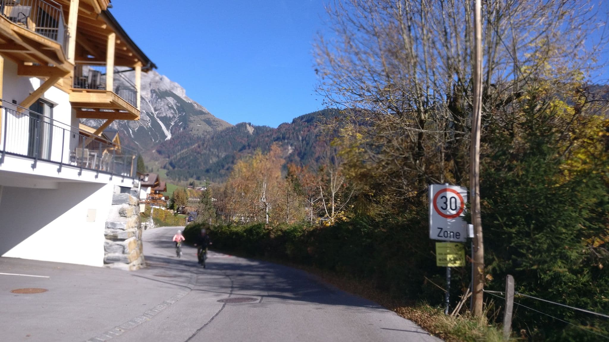 Street view near Haus Kathrin, Werfen — © map_hard (CC BY-SA · Mapillary)