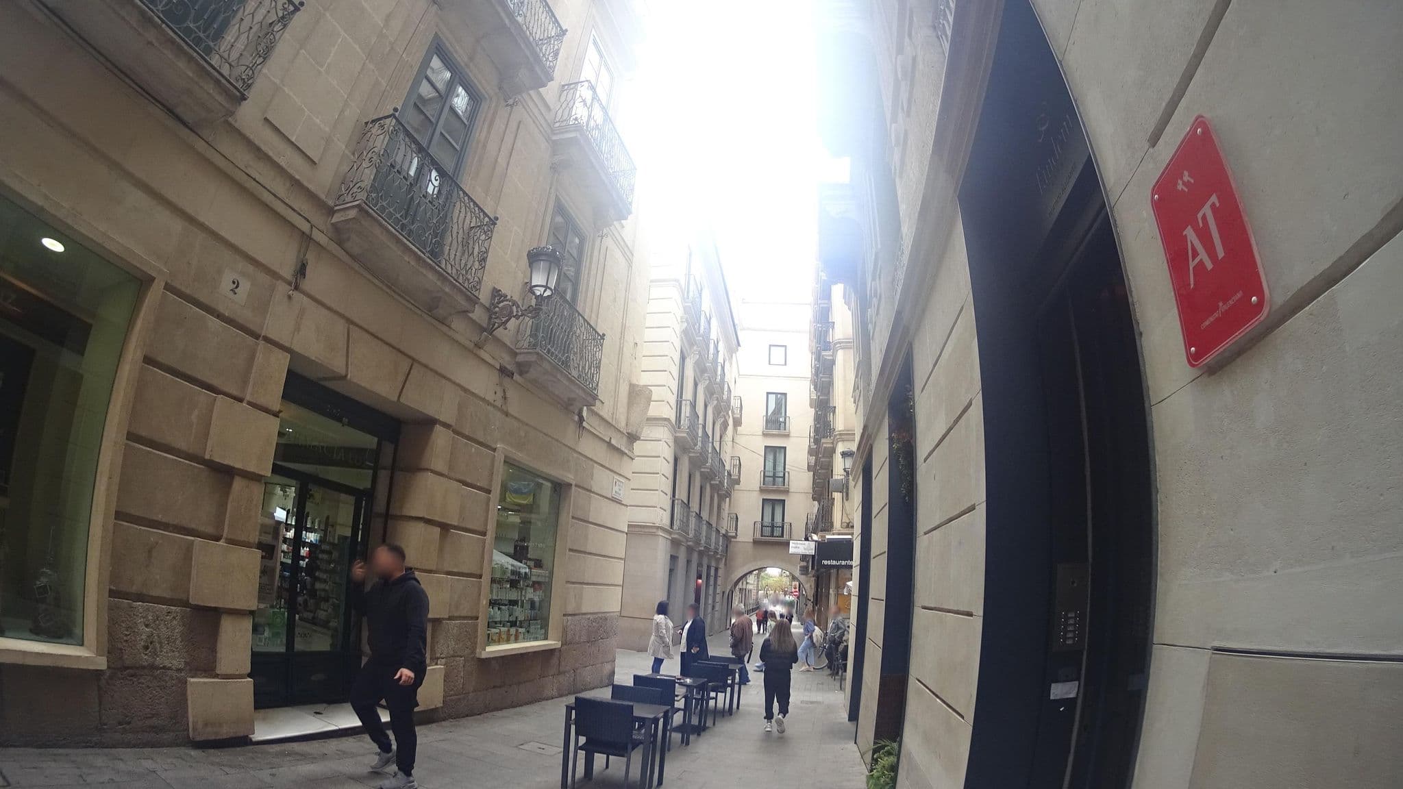 Street view near Tandem Pórtico Alicante Suites, Alicante — © robertogeb (CC BY-SA · Mapillary)