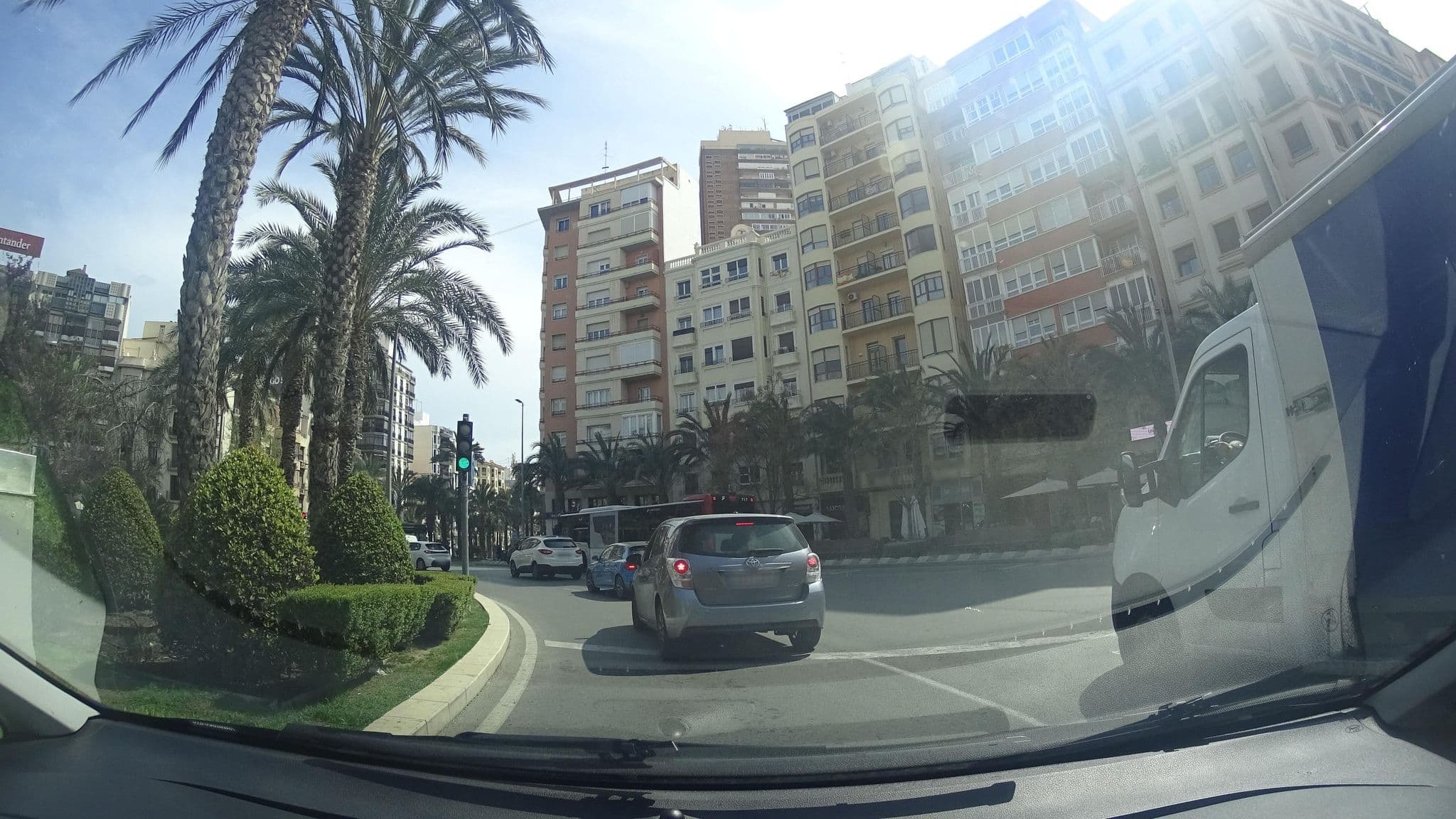 Street view near Apartamentos Santa Barbara, Alicante — © robertogeb (CC BY-SA · Mapillary)