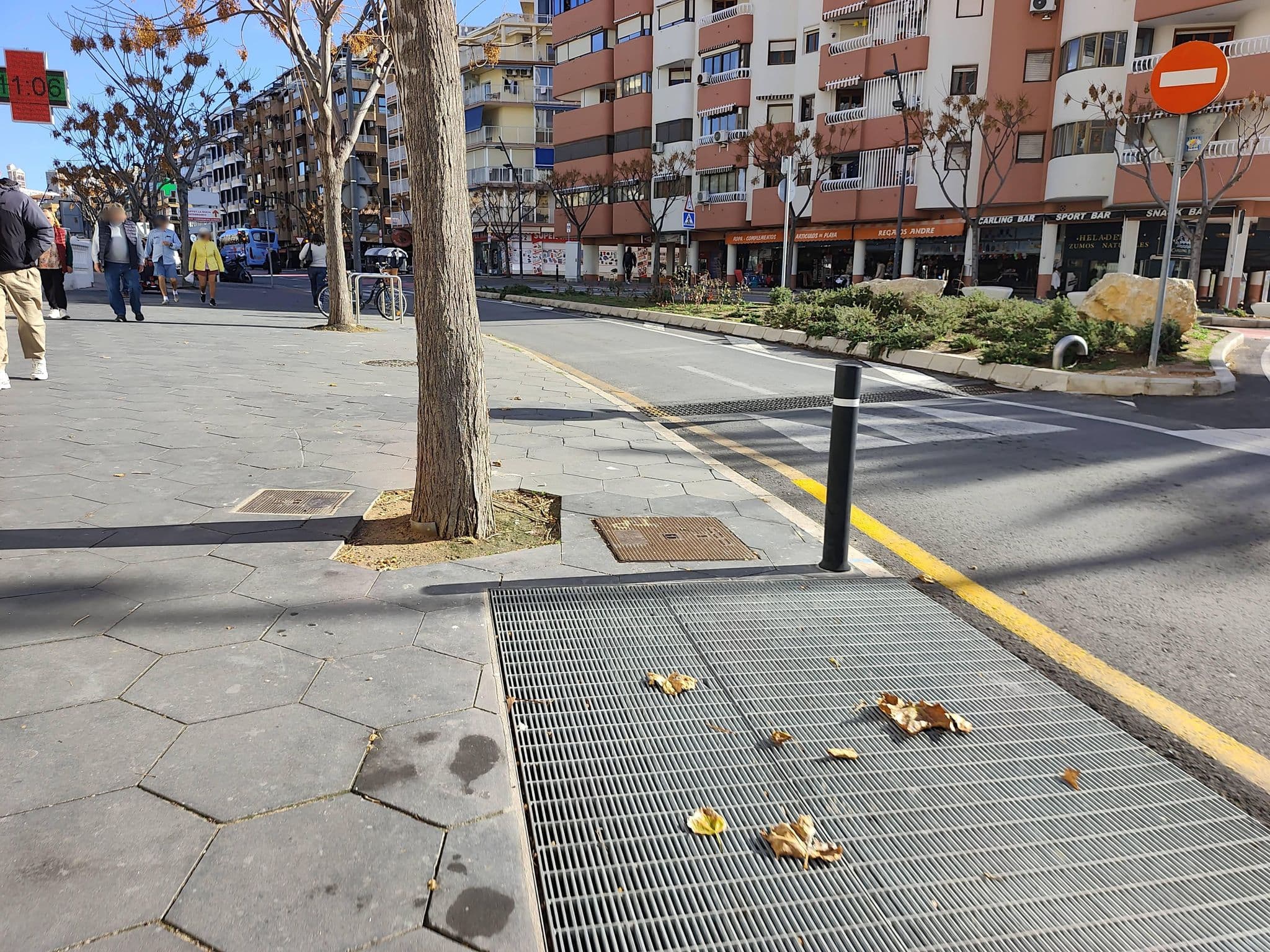 Street view near Corona Del Mar @swimmingpool, Benidorm — © Duro (CC BY-SA · Mapillary)