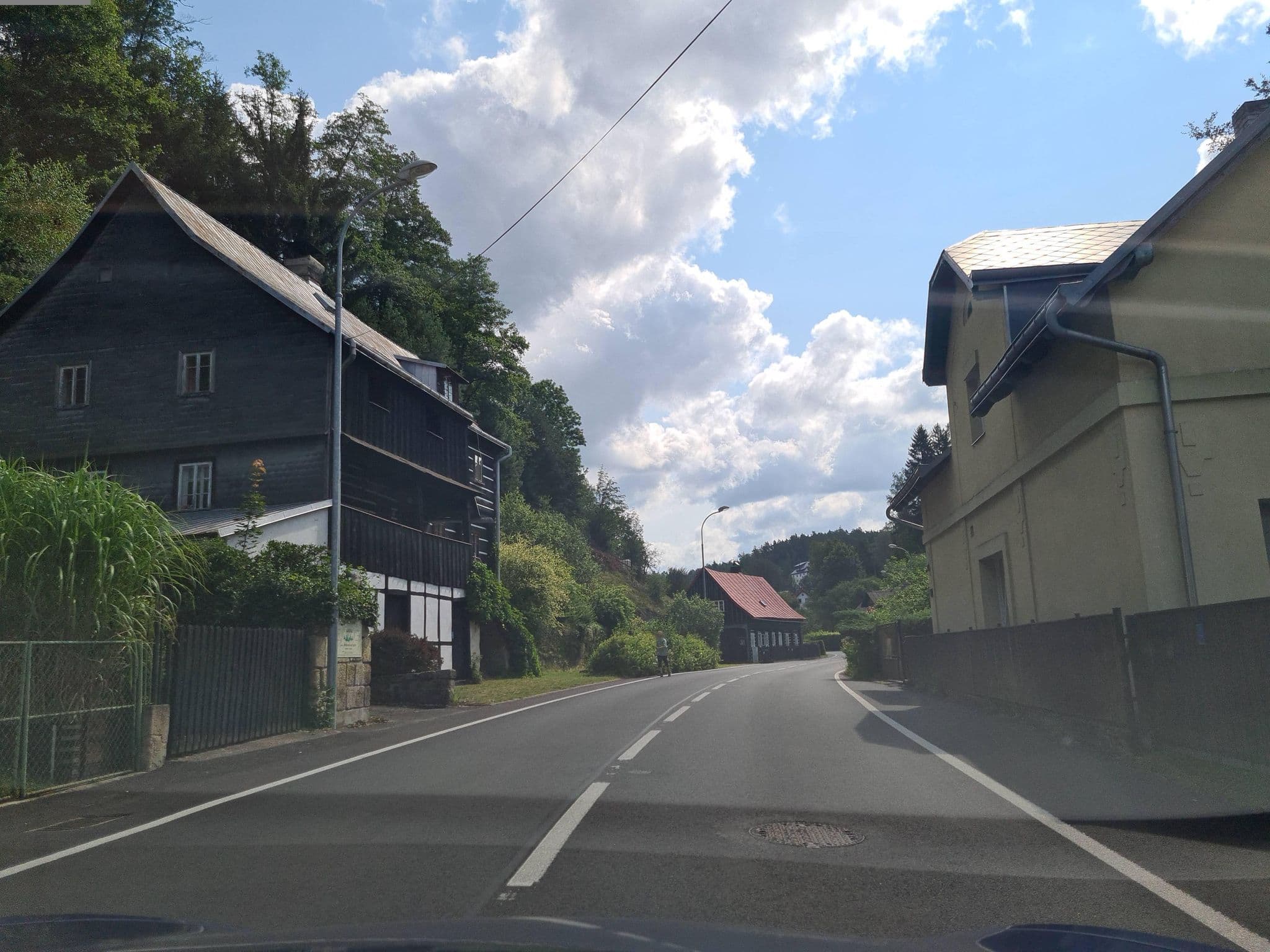 Street view near Svobodný pán z Falkenštejnu, Česká Kamenice — © kino (CC BY-SA · Mapillary)