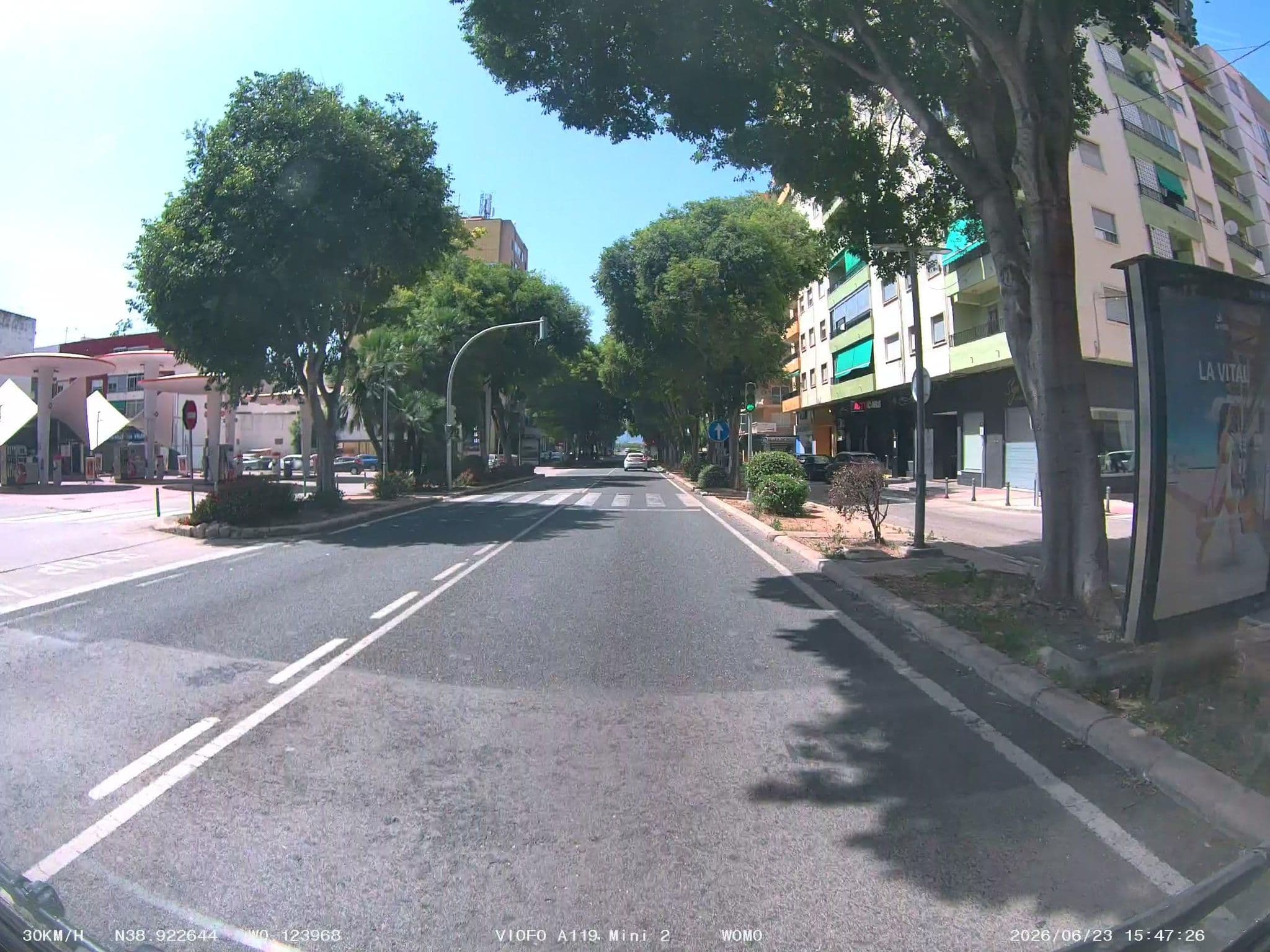 Street view near Azahar Apartments, Oliva — © soulcover (CC BY-SA · Mapillary)