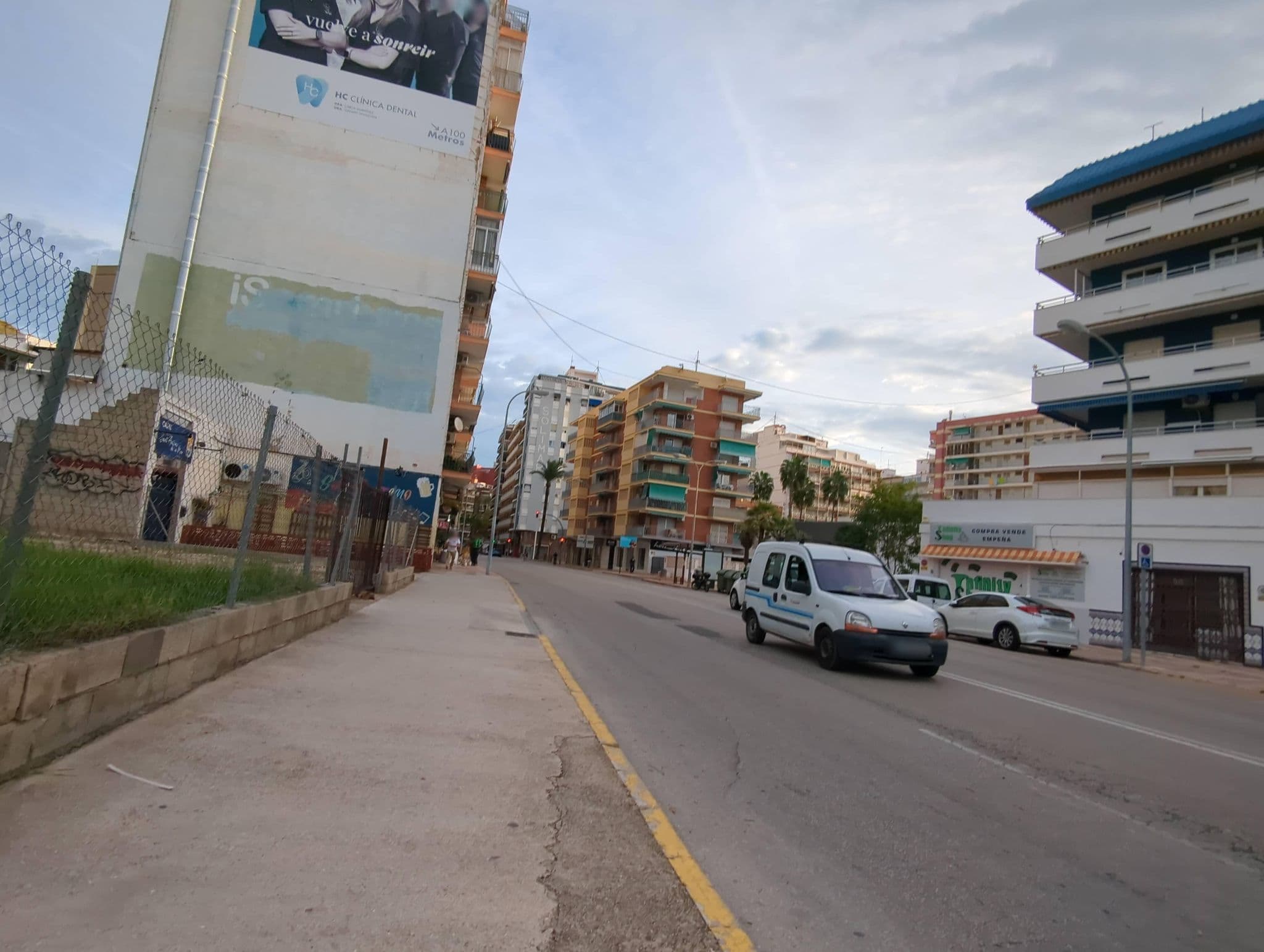 Street view near Hotel Caravela 2, Cullera — © miguel_andrade (CC BY-SA · Mapillary)