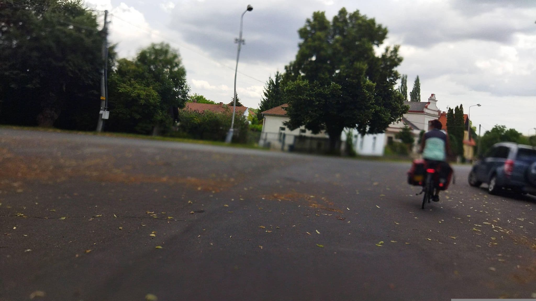 Street view near Libuše, Veltrusy — © changchun1 (CC BY-SA · Mapillary)
