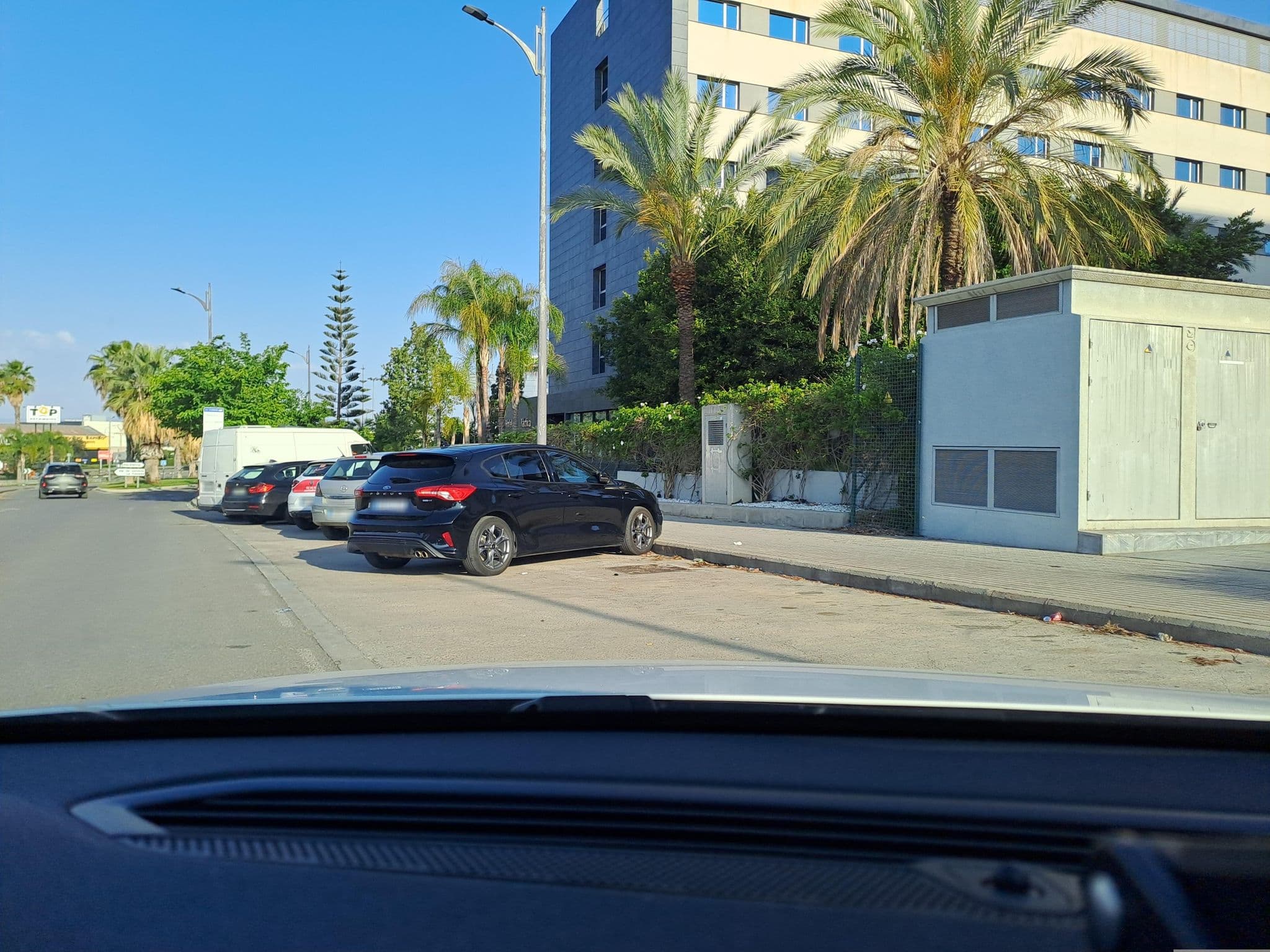Street view near Hotel Valencia Congress, Paterna — © normanm (CC BY-SA · Mapillary)