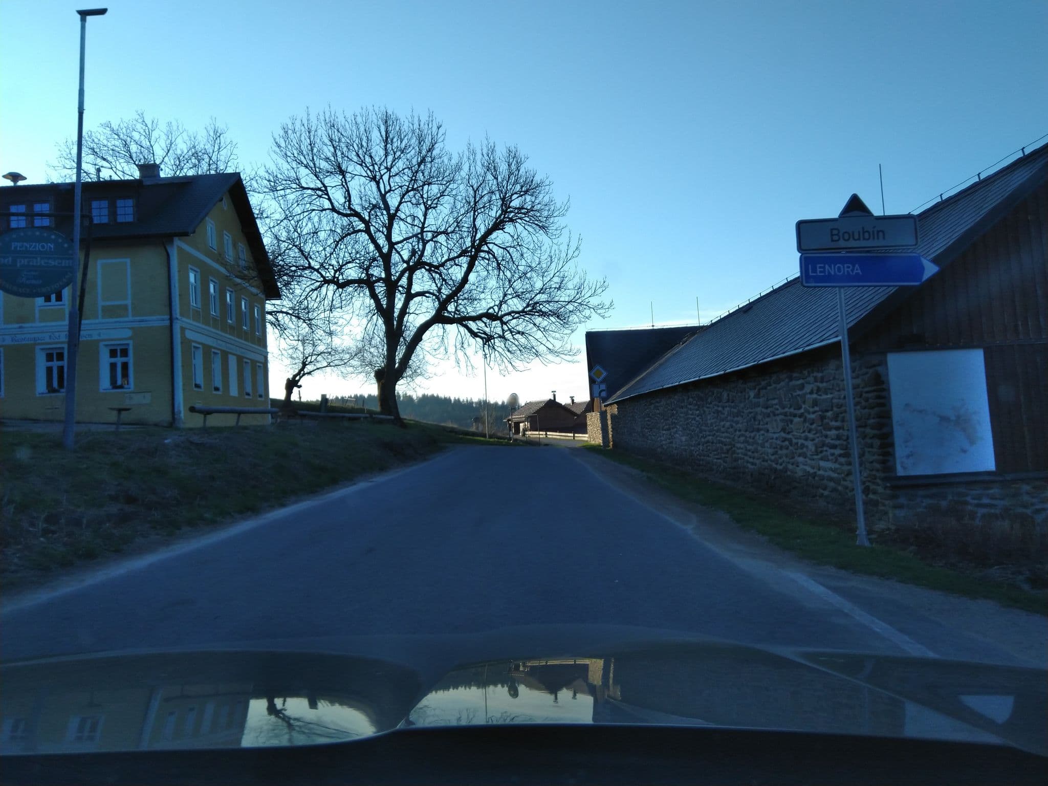 Street view near Zámeček Zátoň, Volary — © vwv (CC BY-SA · Mapillary)