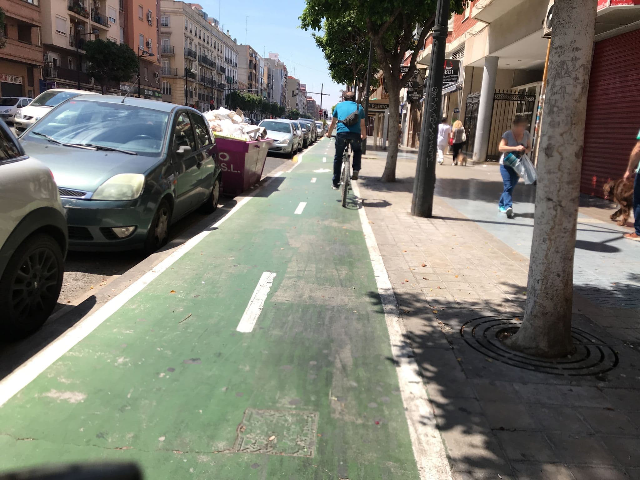 Street view near Port Valencia Center, Valencia — © jipp (CC BY-SA · Mapillary)