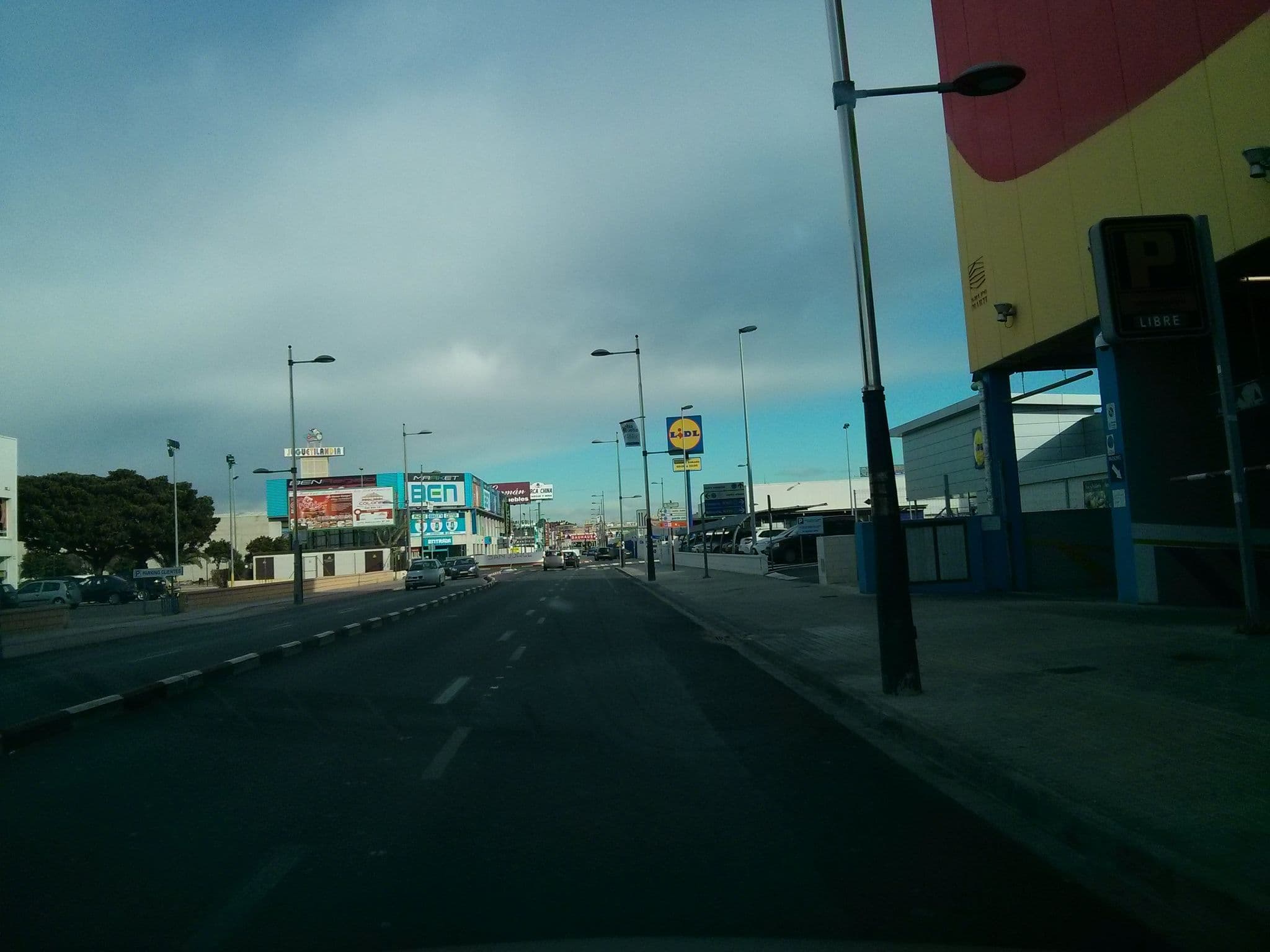 Street view near Aparthotel Albufera, Alfafar — © fmatey (CC BY-SA · Mapillary)