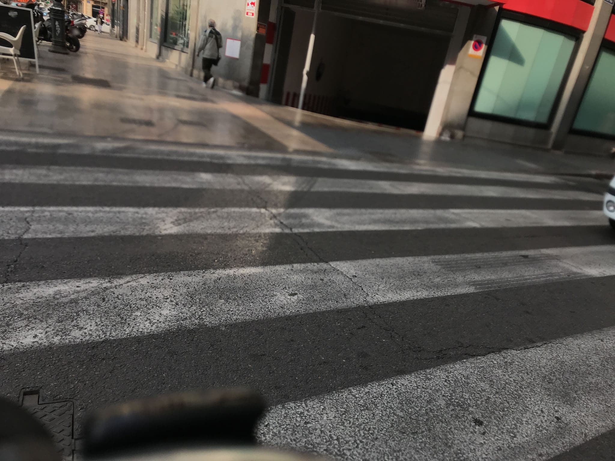 Street view near The Hayden Appartement, Valencia — © jipp (CC BY-SA · Mapillary)