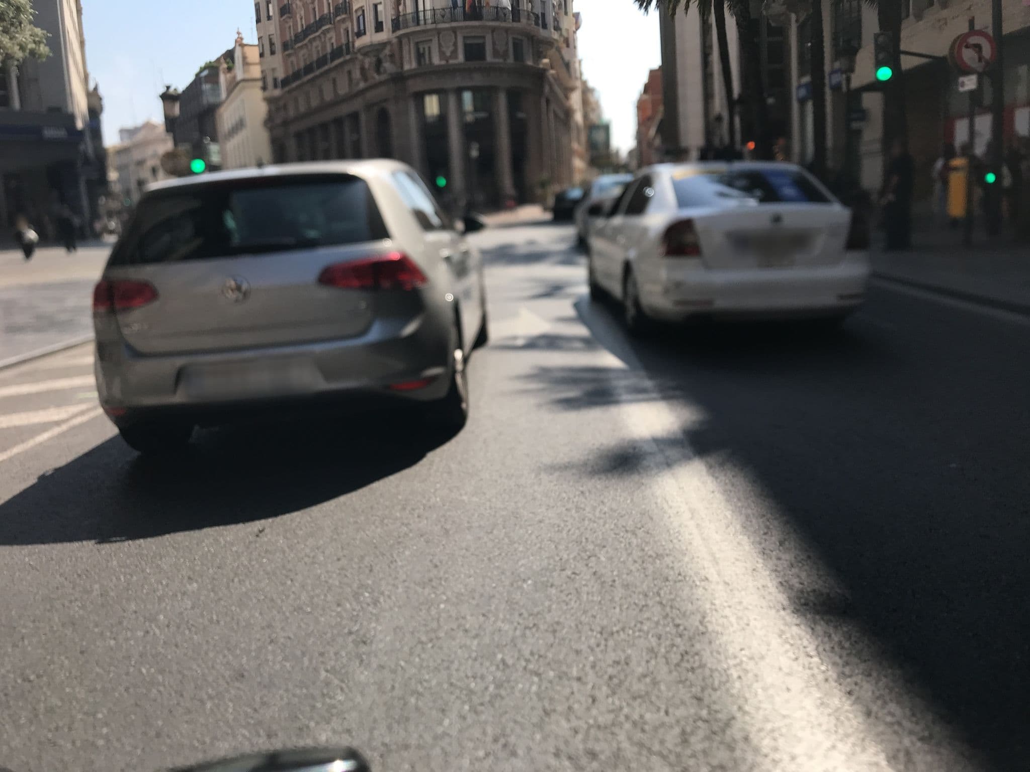 Street view near Oliveira Rooms, Valencia — © jipp (CC BY-SA · Mapillary)