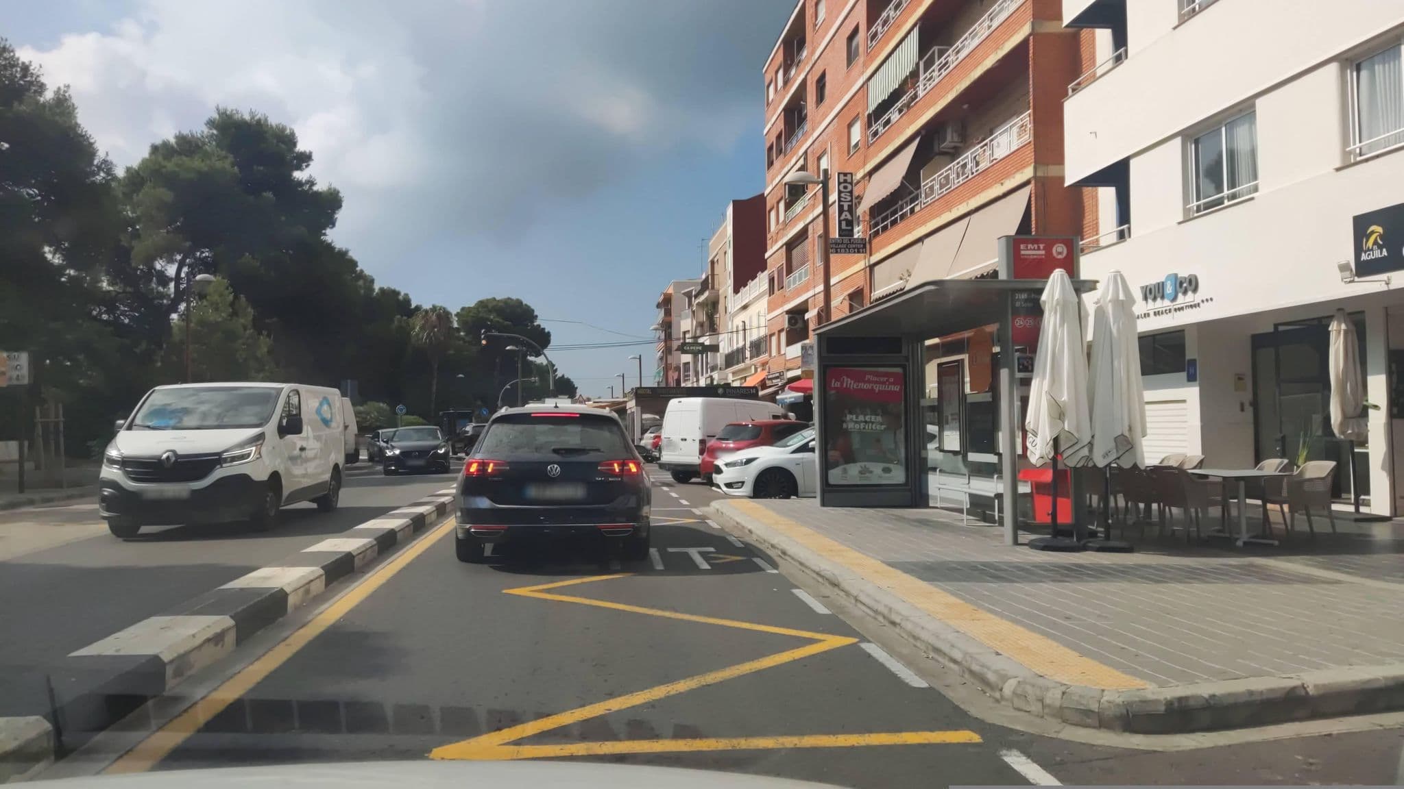 Street view near Hotel Residencia Patilla II, Alfafar — © sanchi (CC BY-SA · Mapillary)
