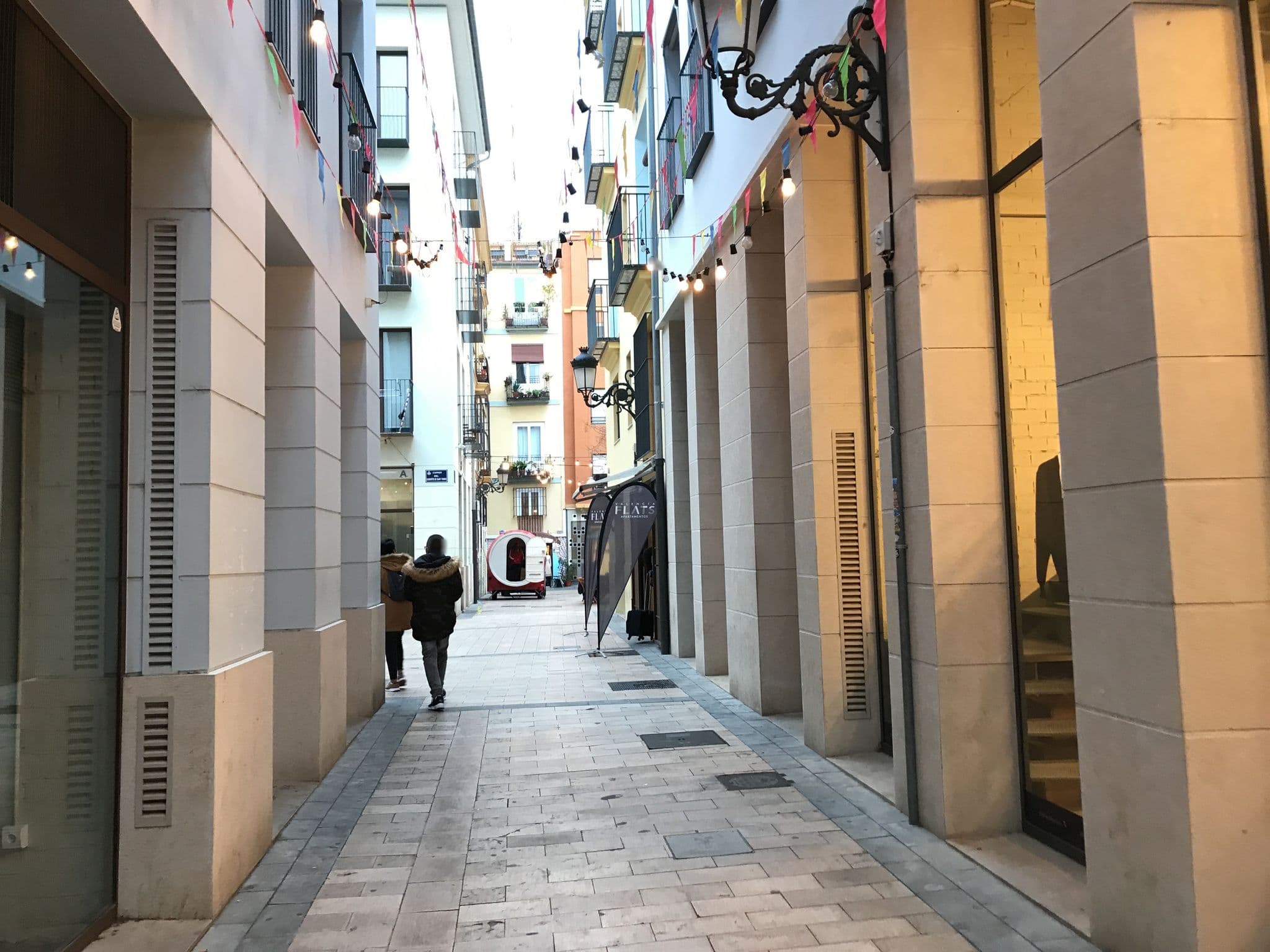 Street view near Valencia Flats Catedral, Valencia — © alexandercj (CC BY-SA · Mapillary)