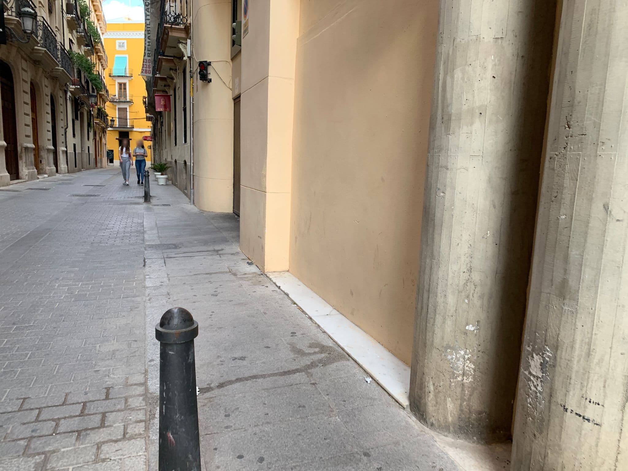 Street view near cathedral suites hotel, Valencia — © egorka (CC BY-SA · Mapillary)