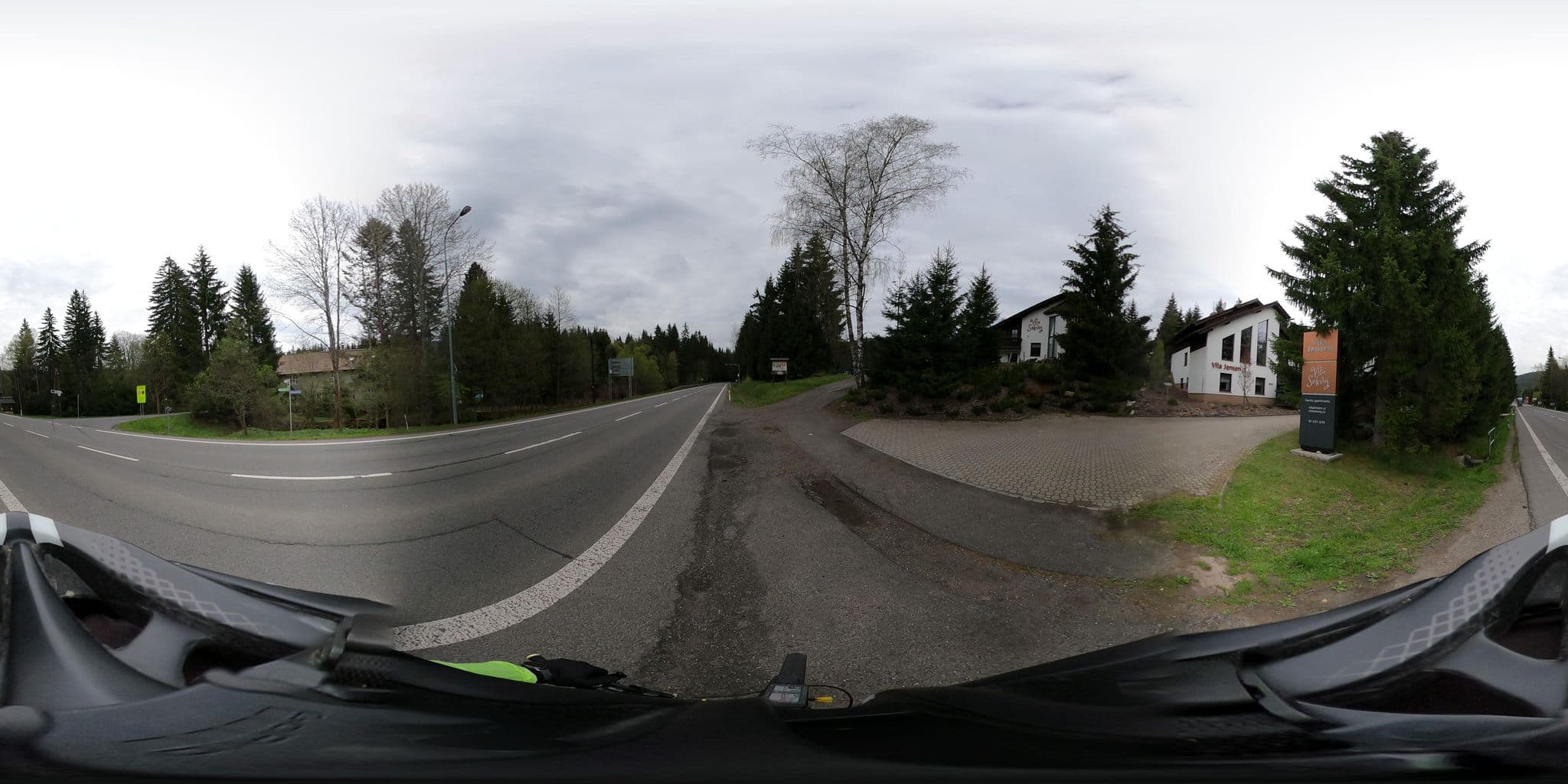 Street view near Vila Jensen, Harrachov — © stefanhrt (CC BY-SA · Mapillary)