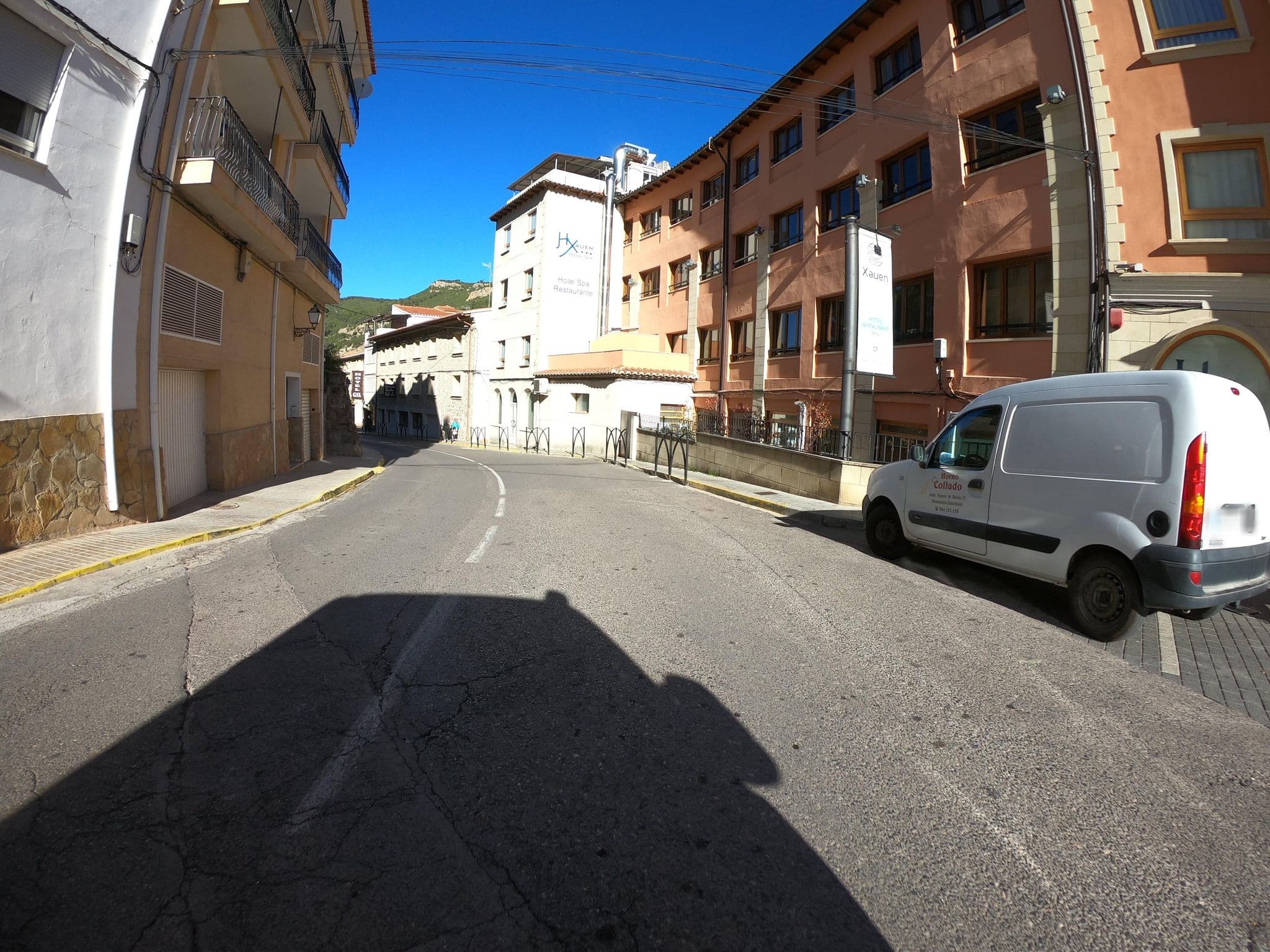 Street view near Hotel Xauen, Jérica — © joostjakob (CC BY-SA · Mapillary)