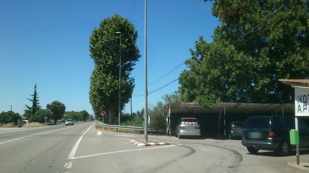 Street view near Hotel Montearagon Huesca, Huesca — © msevilla00 (CC BY-SA · Mapillary)