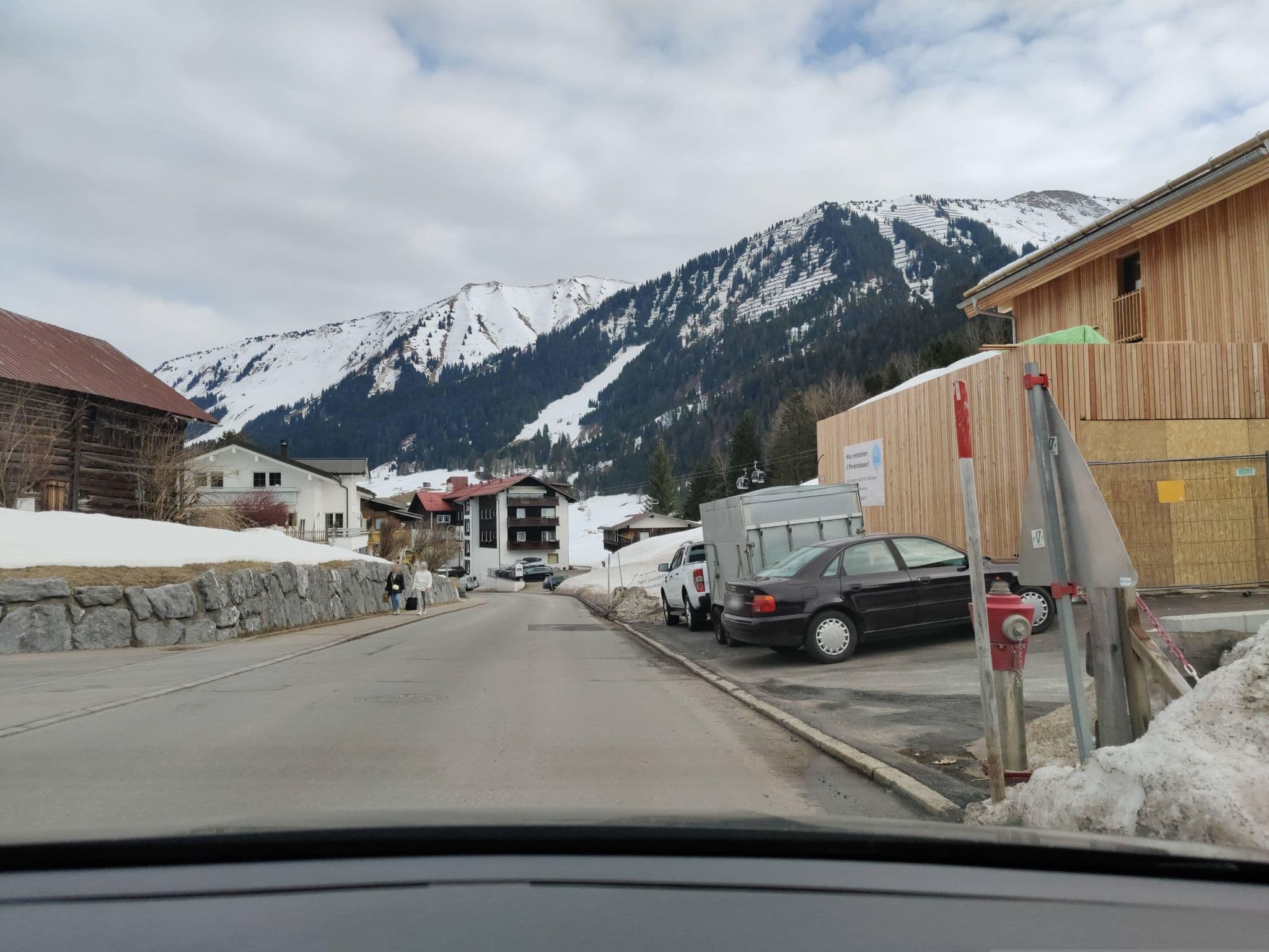 Street view near Stella Alpina, Mittelberg — © littlefool (CC BY-SA · Mapillary)