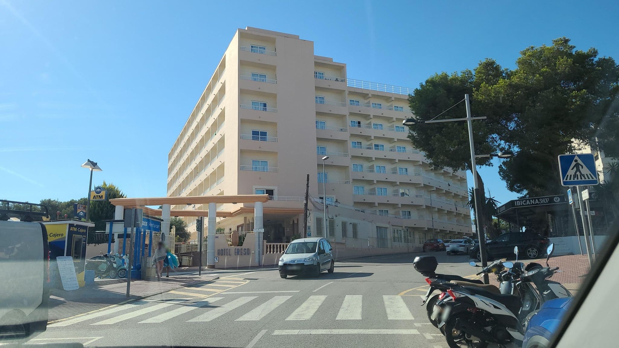 Street view near Azuline Atlantic, Sant Carles de Peralta — © Lukas1976 (CC BY-SA · Mapillary)