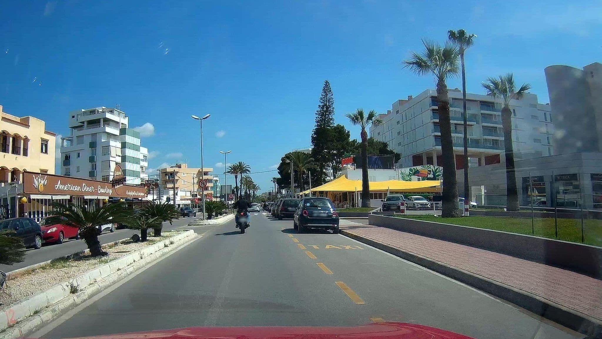 Street view near Apartamentos Dausol I & II, Ibiza — © micmin1972 (CC BY-SA · Mapillary)