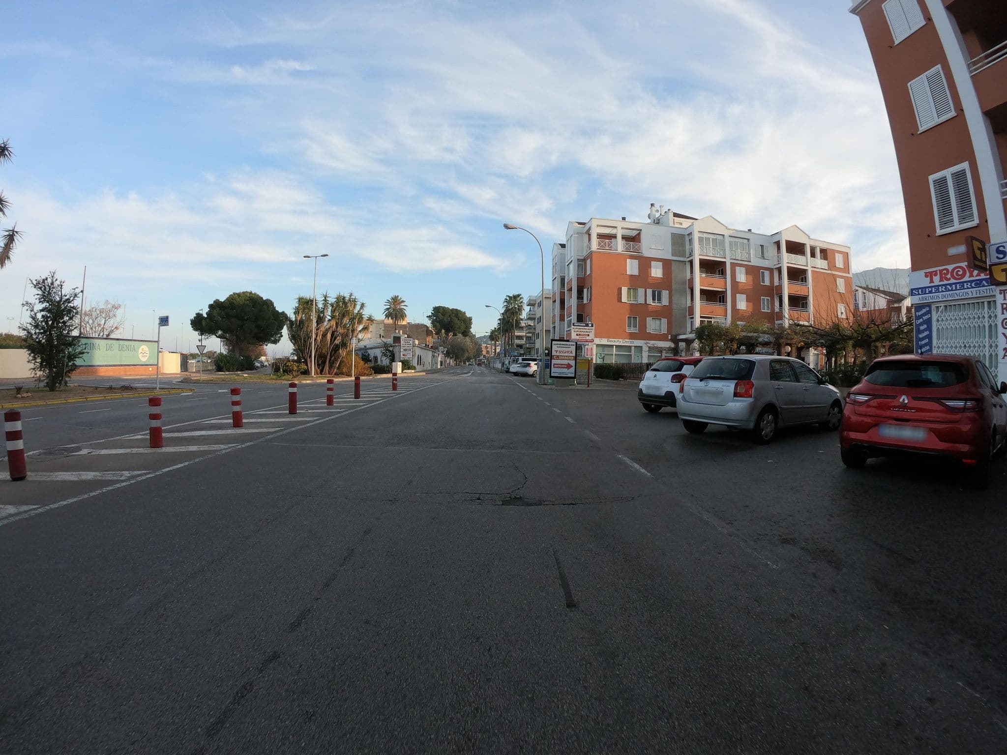 Street view near Apartamento Mare Nostrum, Denia — © joostjakob (CC BY-SA · Mapillary)