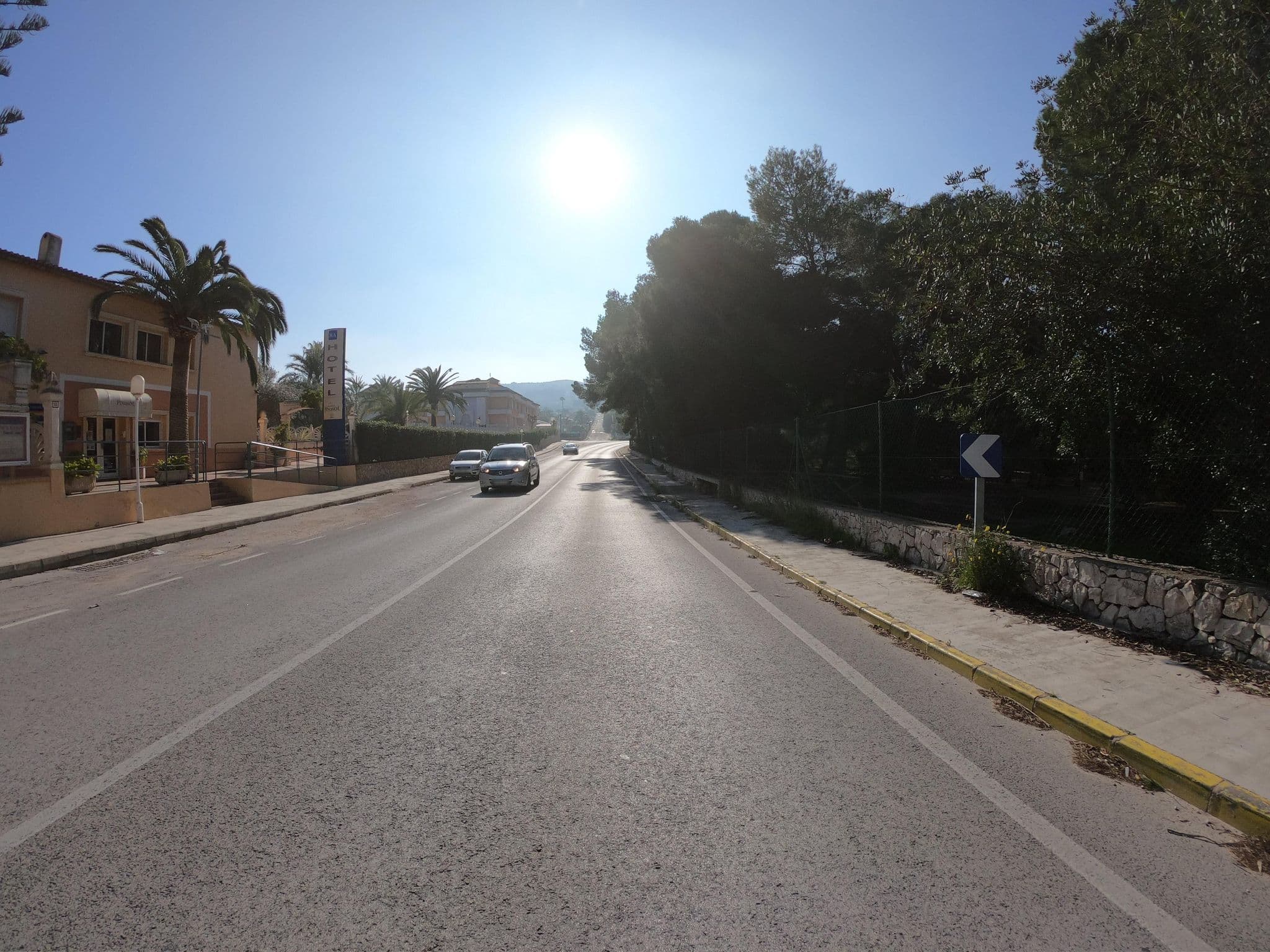 Street view near Pinosol Apartahotel, Javea — © joostjakob (CC BY-SA · Mapillary)