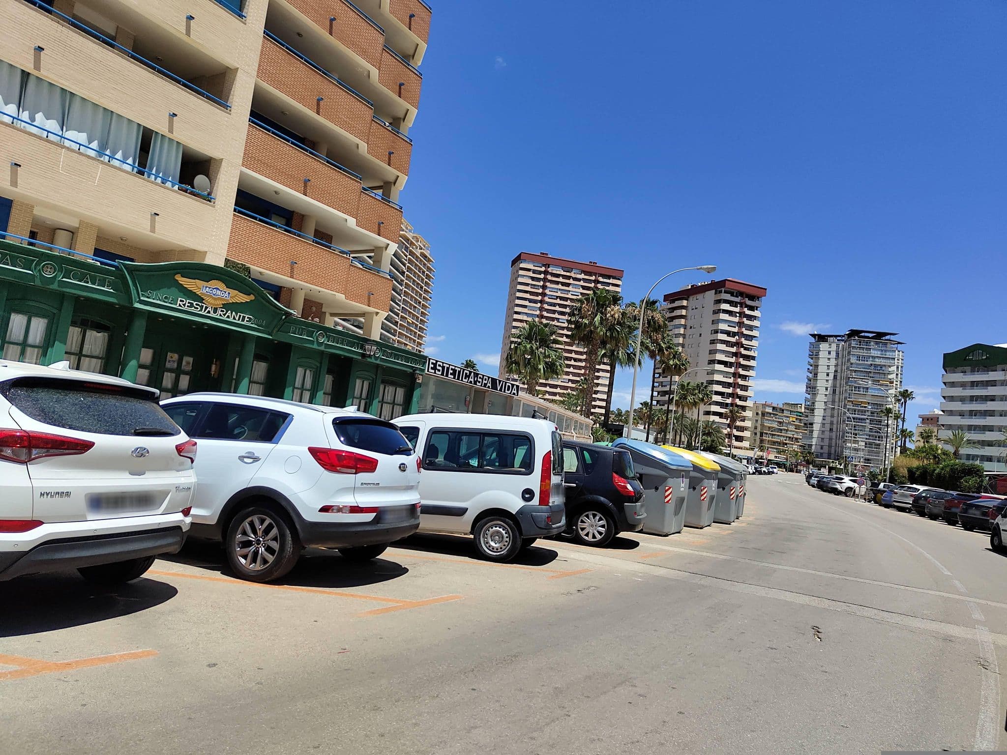 Street view near Victoria Beach Apartment, Calp — © tjorim (CC BY-SA · Mapillary)
