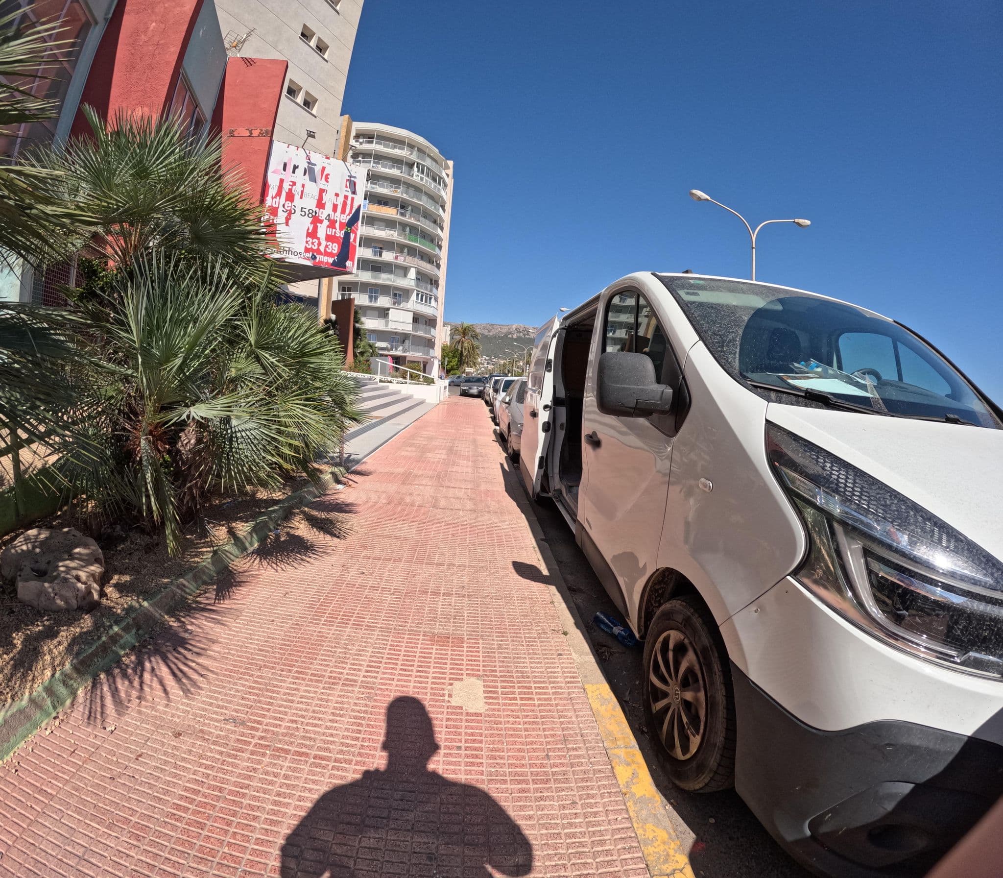Street view near Atlantico, Calp — © tjorim (CC BY-SA · Mapillary)