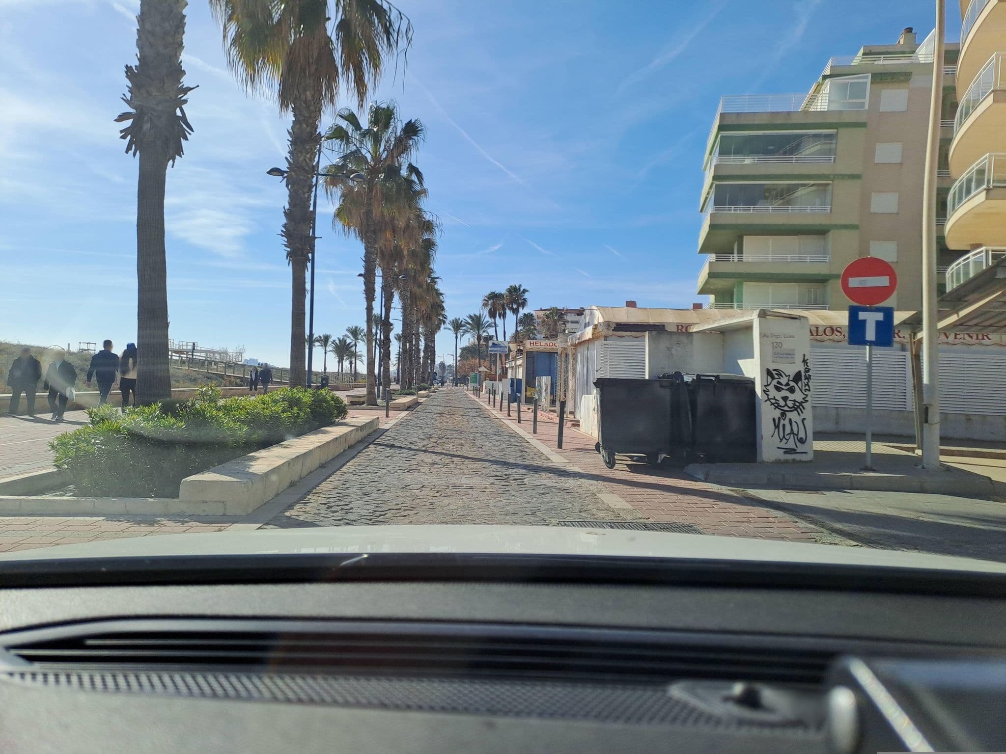 Street view near Apartamentos Playasol 3000, Benicarló — © normanm (CC BY-SA · Mapillary)