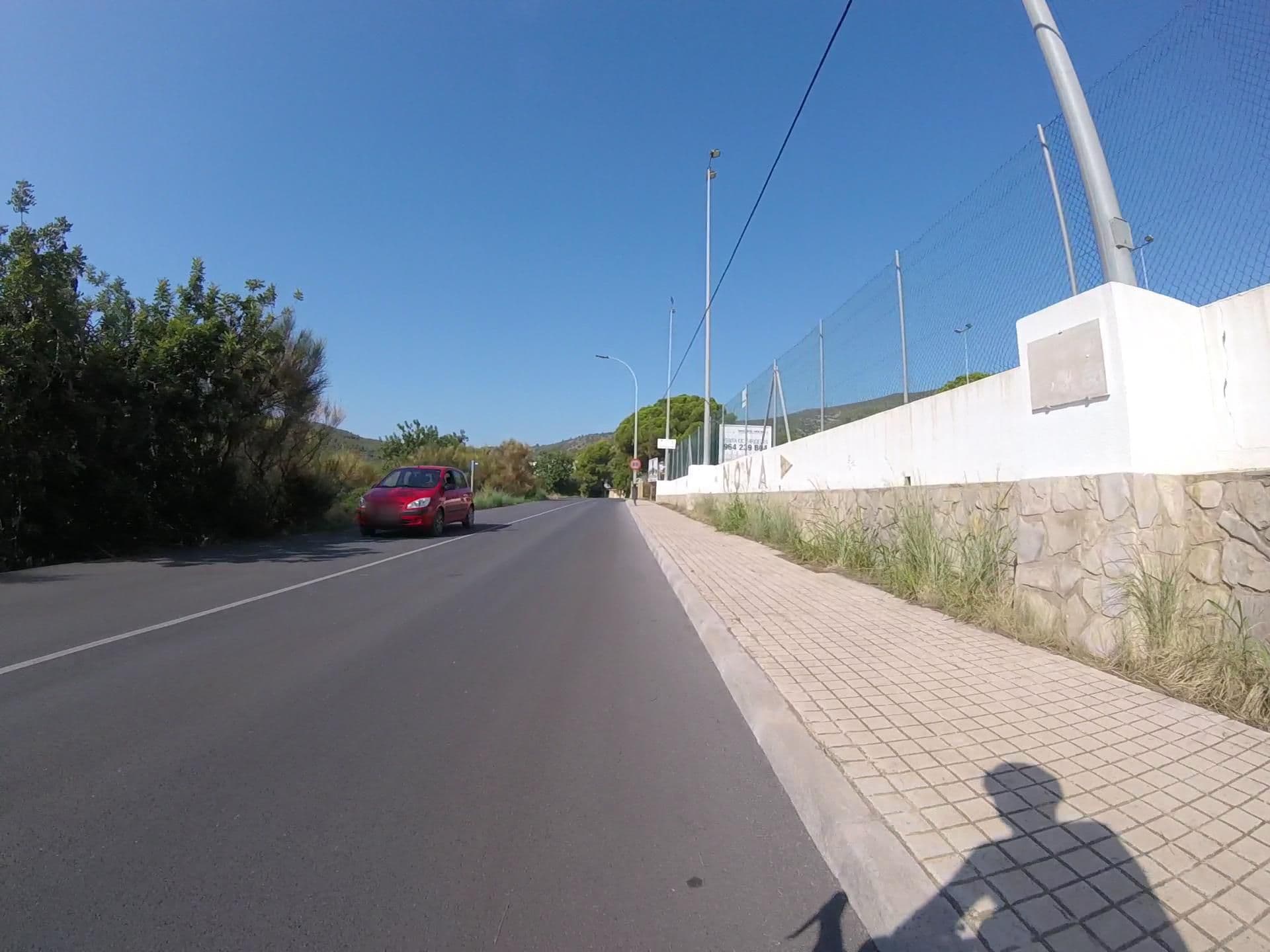 Street view near Apartamentos Tierra de Irta/Fontnova 3000, Peníscola — © mikelo (CC BY-SA · Mapillary)