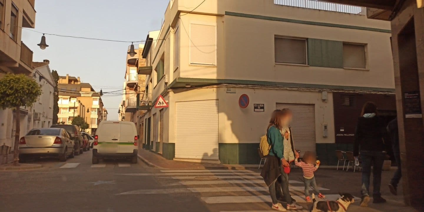 Street view near Vista Mar Apartment, L'Ampolla — © yopaseopor (CC BY-SA · Mapillary)