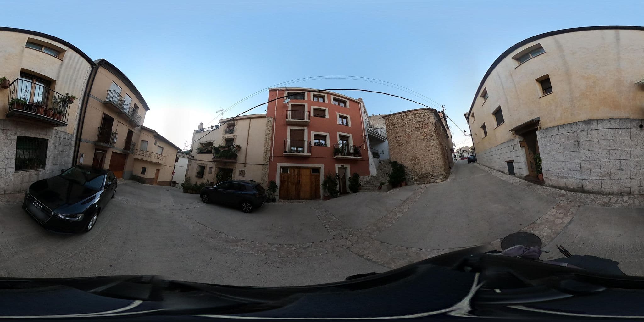 Street view near Cal Tio Mingo, Gandesa — © meteolasenia (CC BY-SA · Mapillary)
