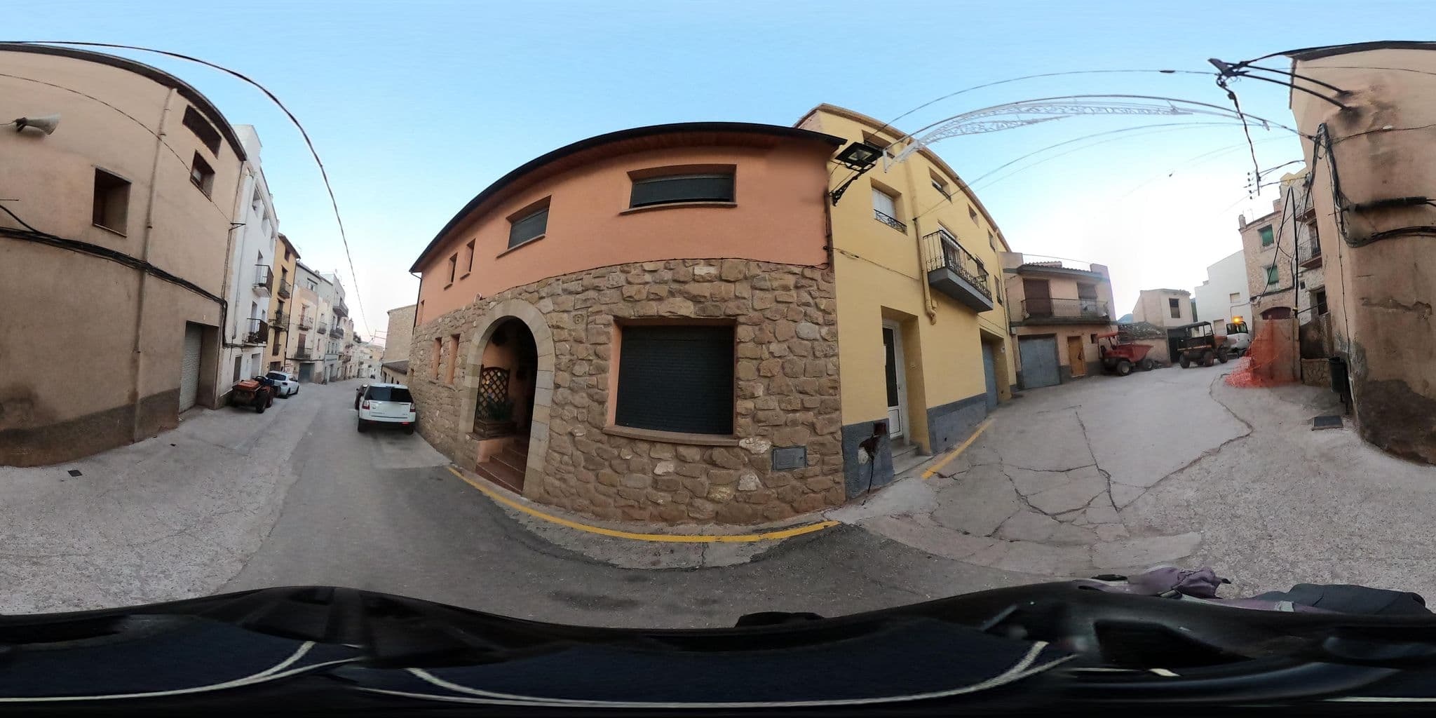 Street view near La Serreta, Gandesa — © meteolasenia (CC BY-SA · Mapillary)